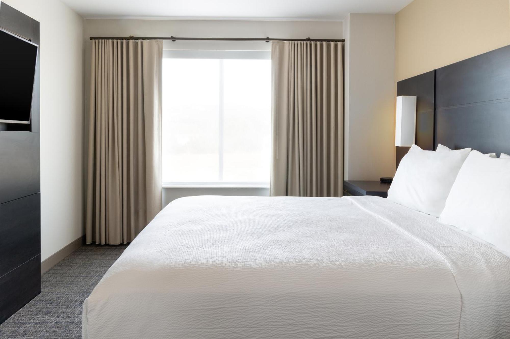 One-Bedroom Suite with Sofa Bed