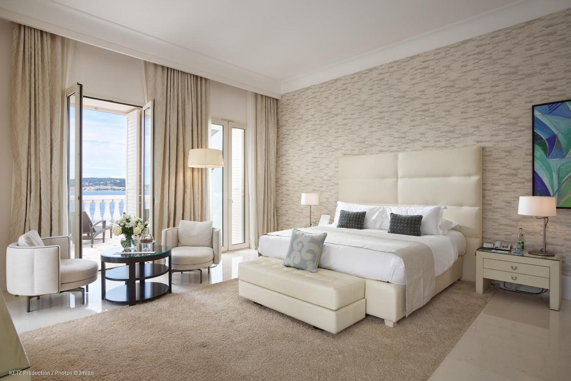 Junior Suite,1588172465:JPEG