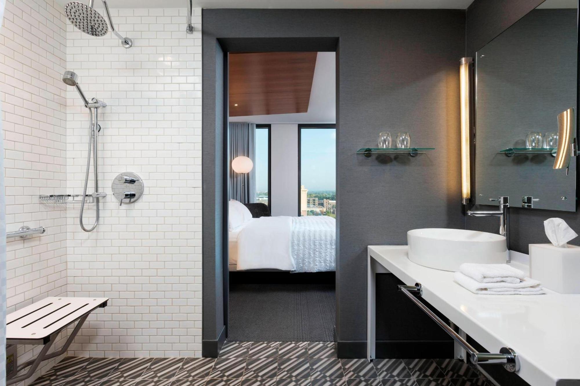 Standard King Room with Roll-in Shower - Mobility and Hearing Accessible