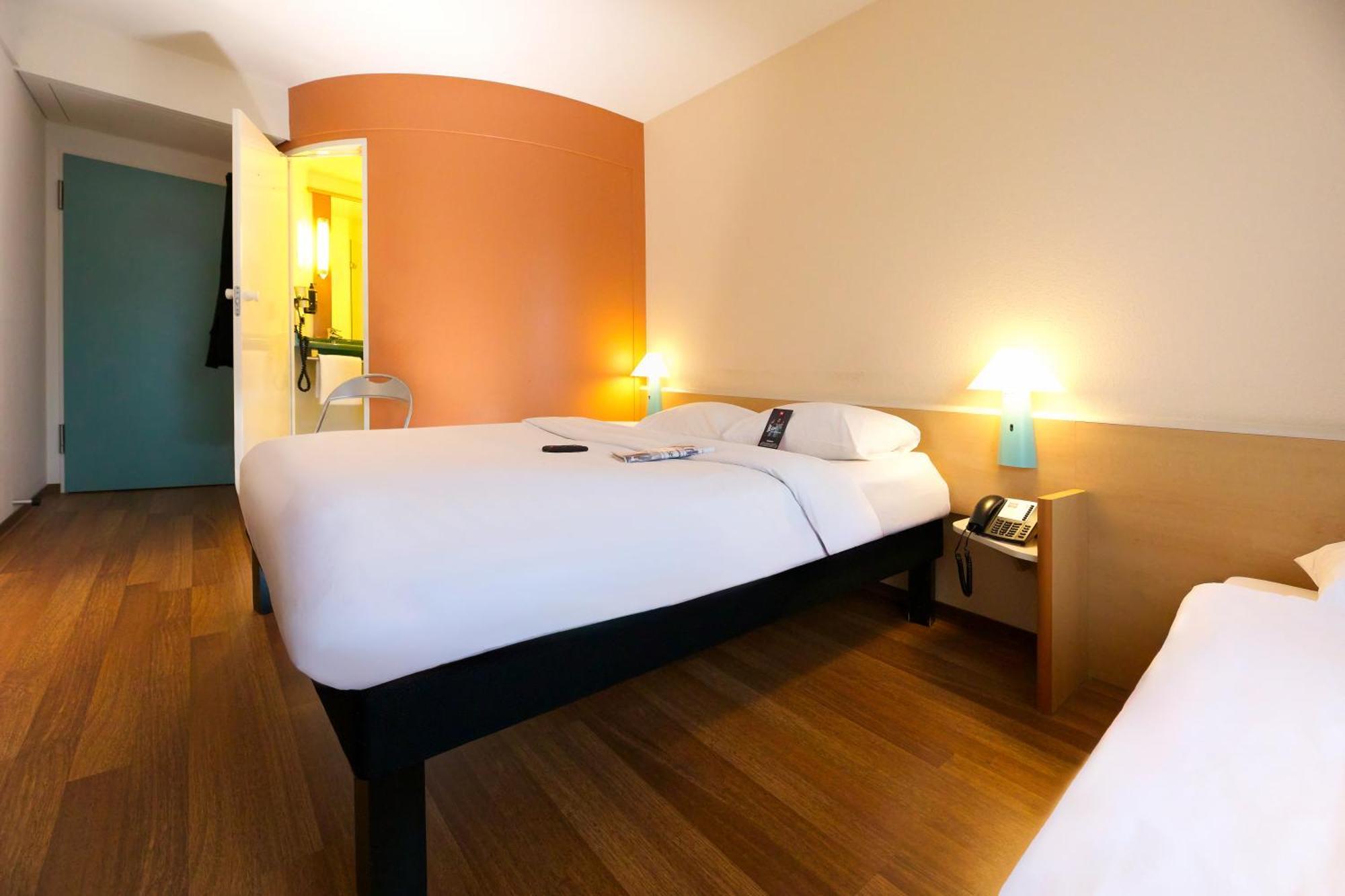 Double Room One Double Bed