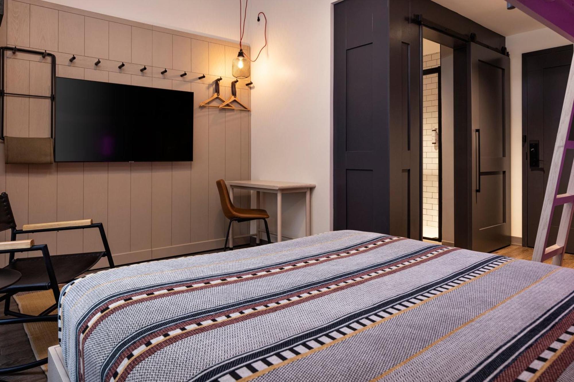 Moxy Queen Loft Room