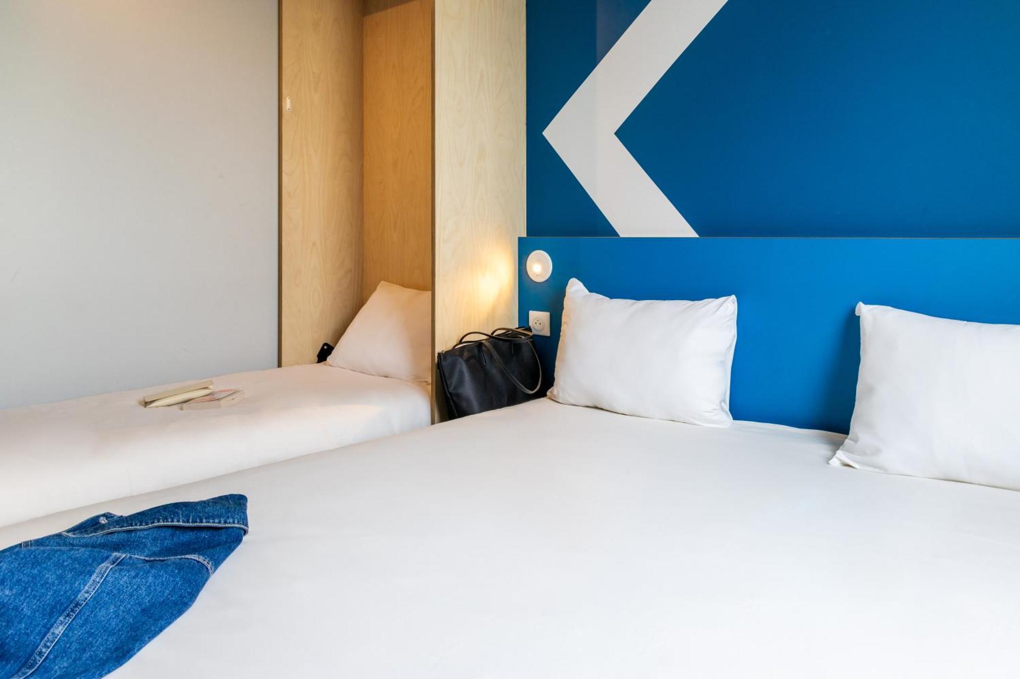 Chambre Triple avec 1 Lit Double et 1 Lit Simple