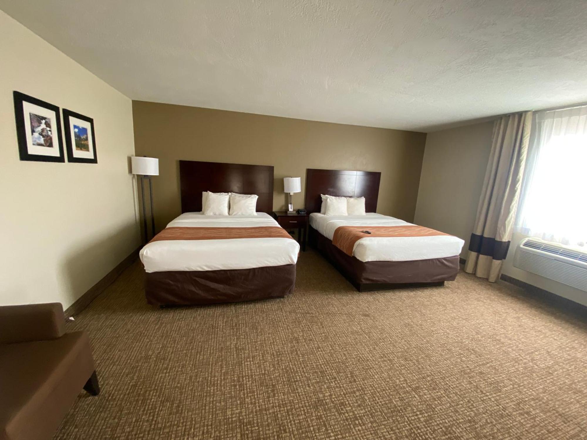 Queen Room Two Queen Beds Non-Smoking