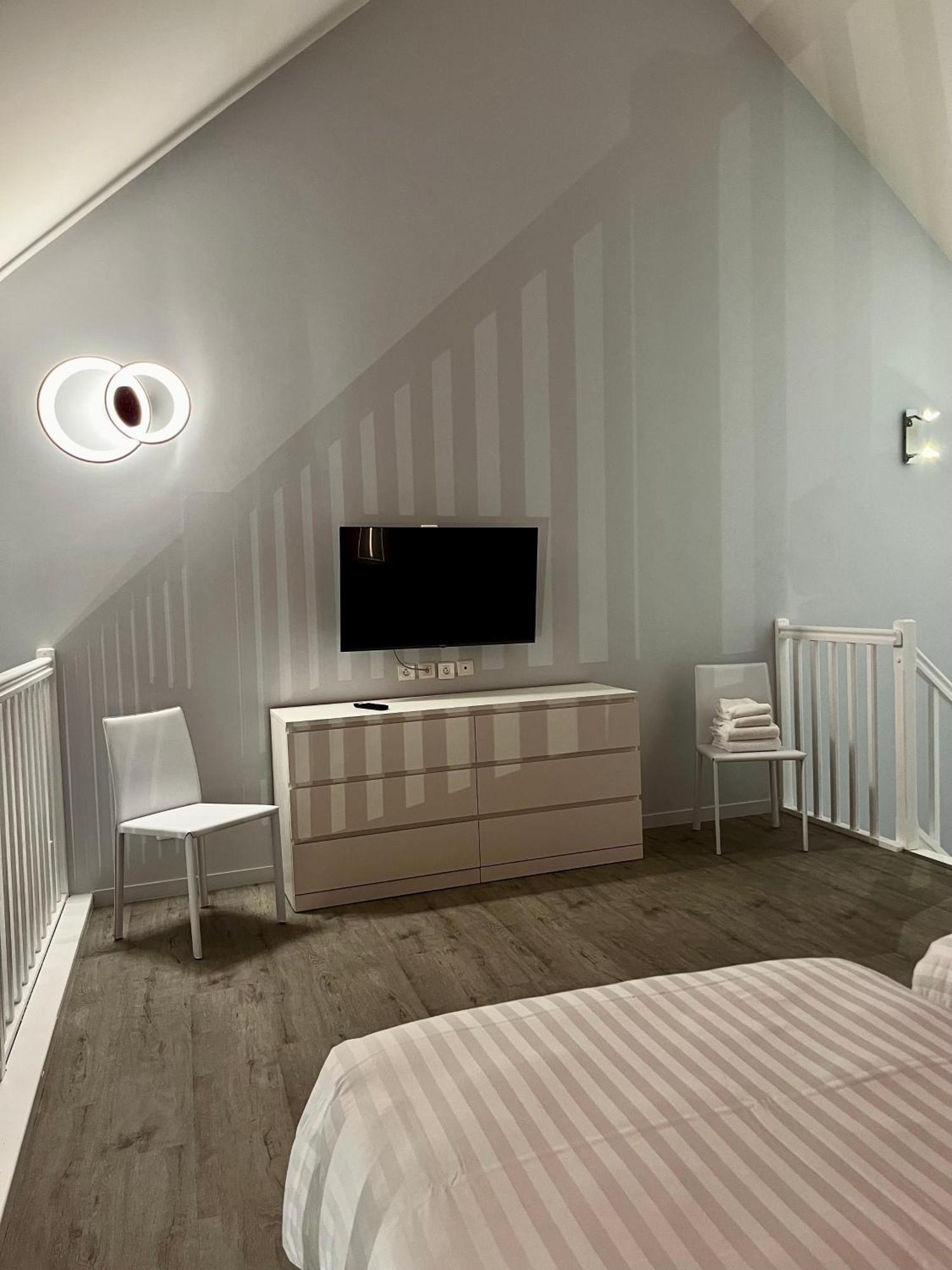 Duplex Quadruple Room