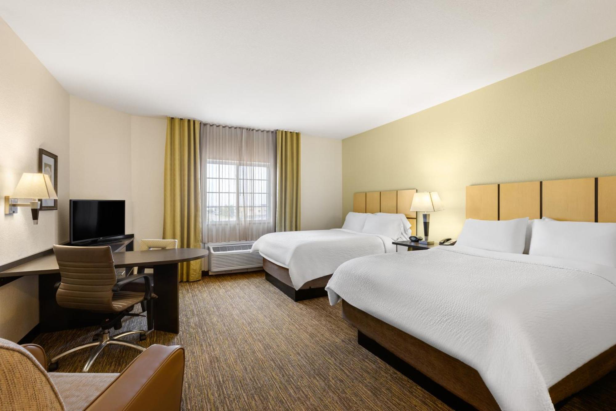 Queen Studio Two Queen Beds Hearing Accessible Non-Smoking