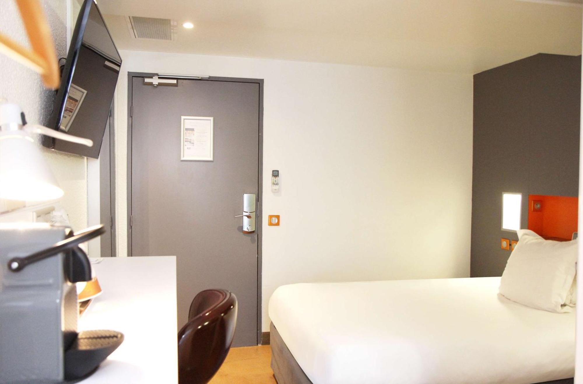 Premium Triple Room