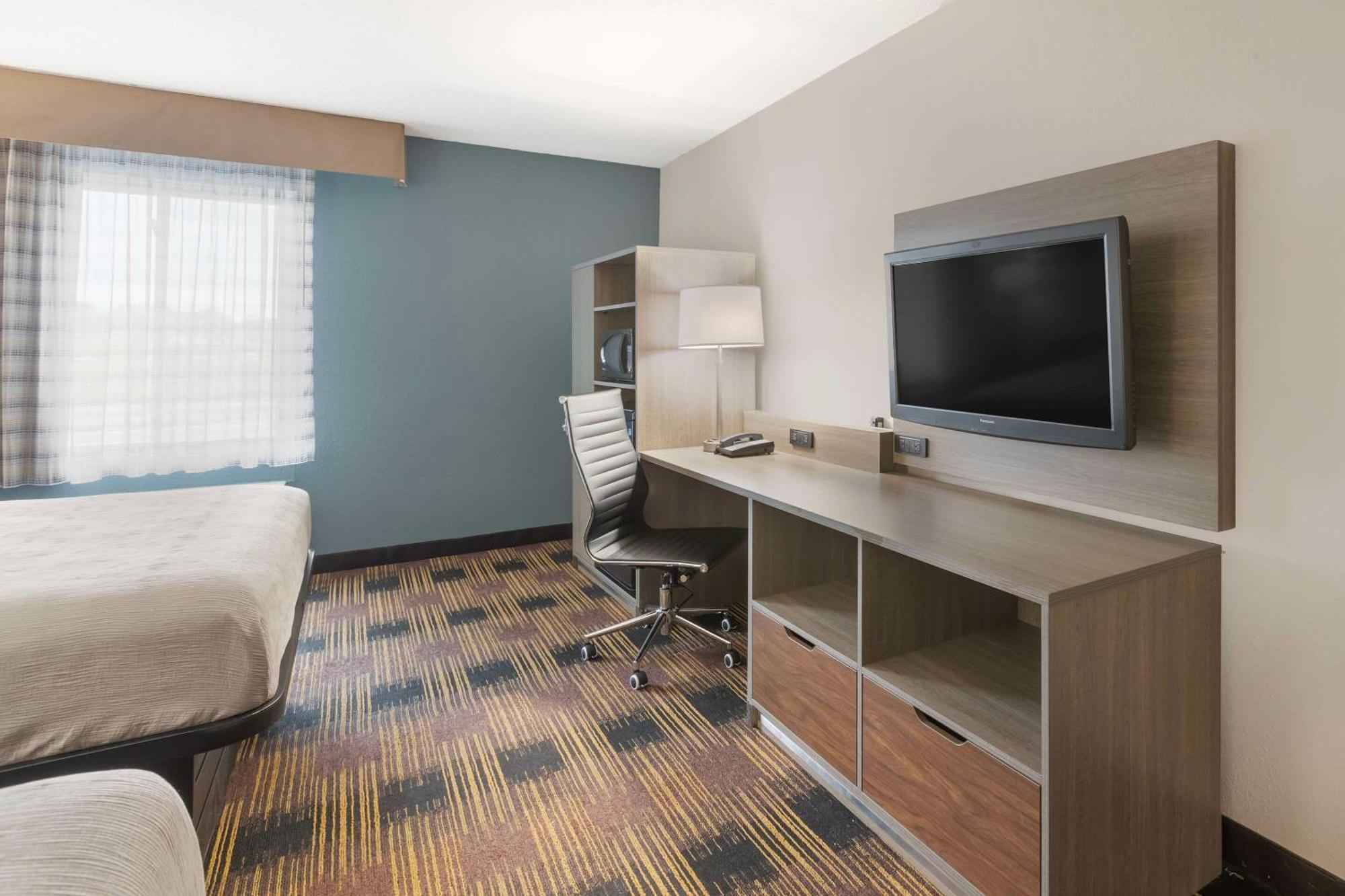 Queen Room with Two Queen Beds