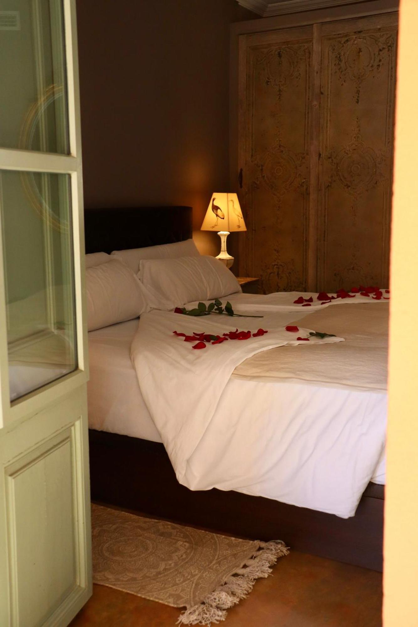 Deluxe Suite Spa Bath