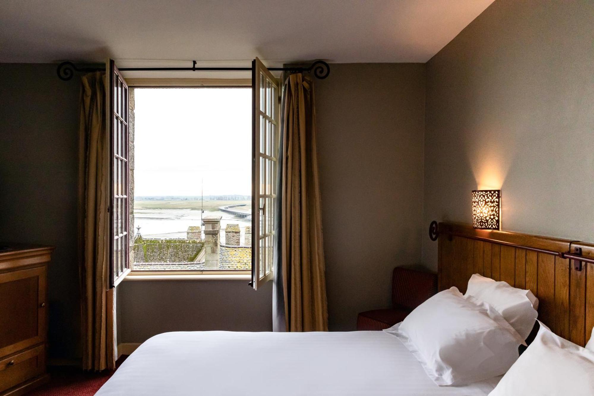 Chambre Double ou Lits Jumeaux - Vue sur Baie du Mont-Saint-Michel - Maison Rouge