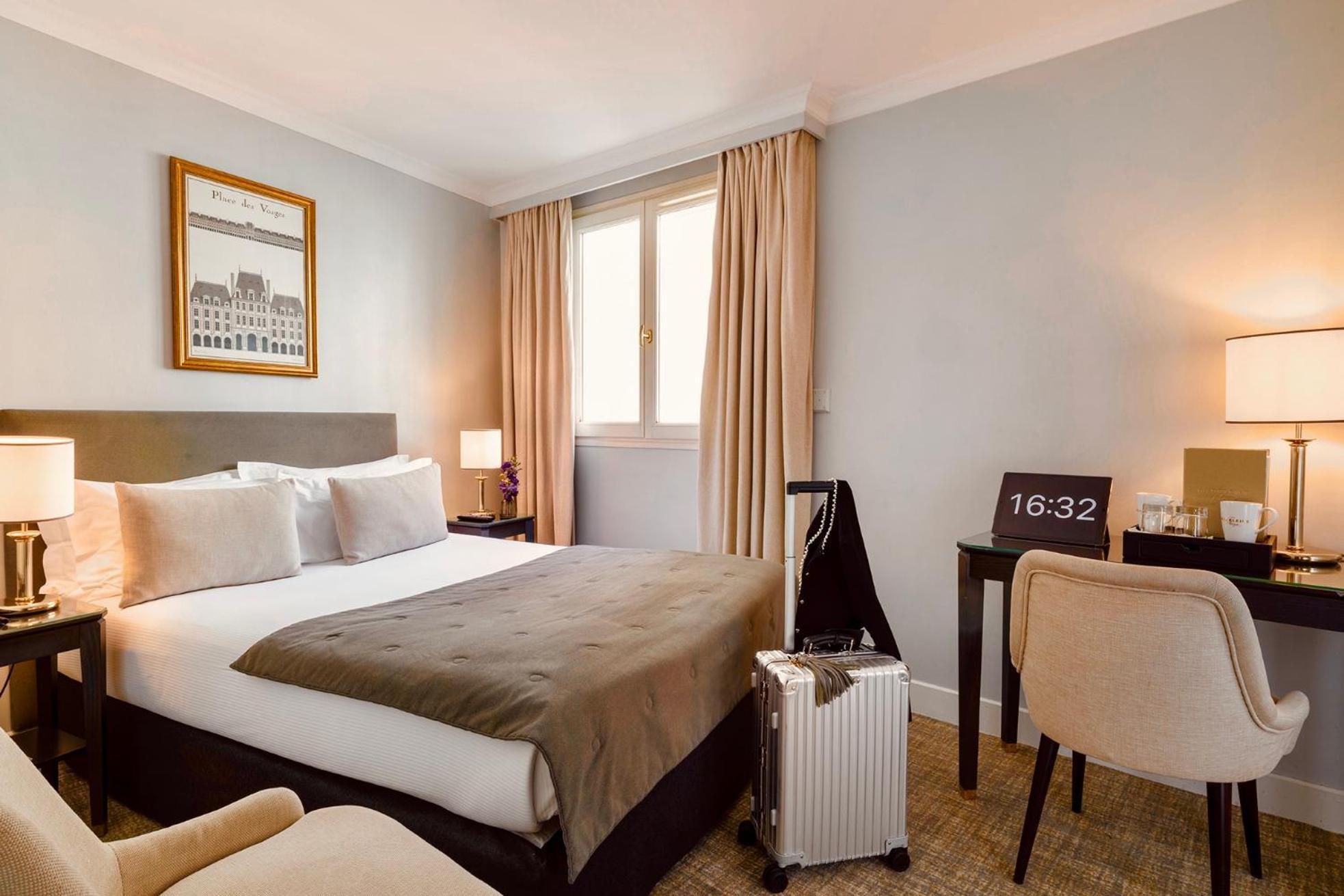 Classic Double Room