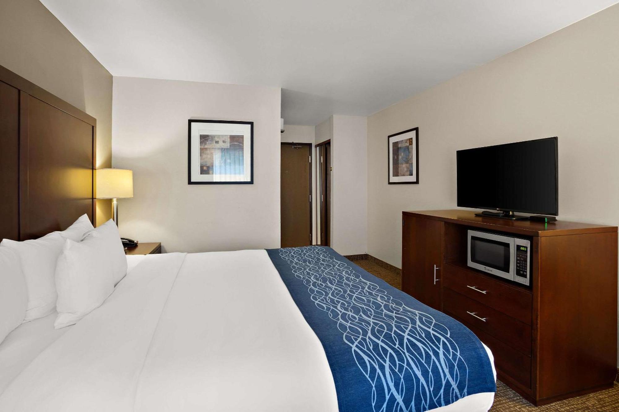 King Room - Non-Smoking