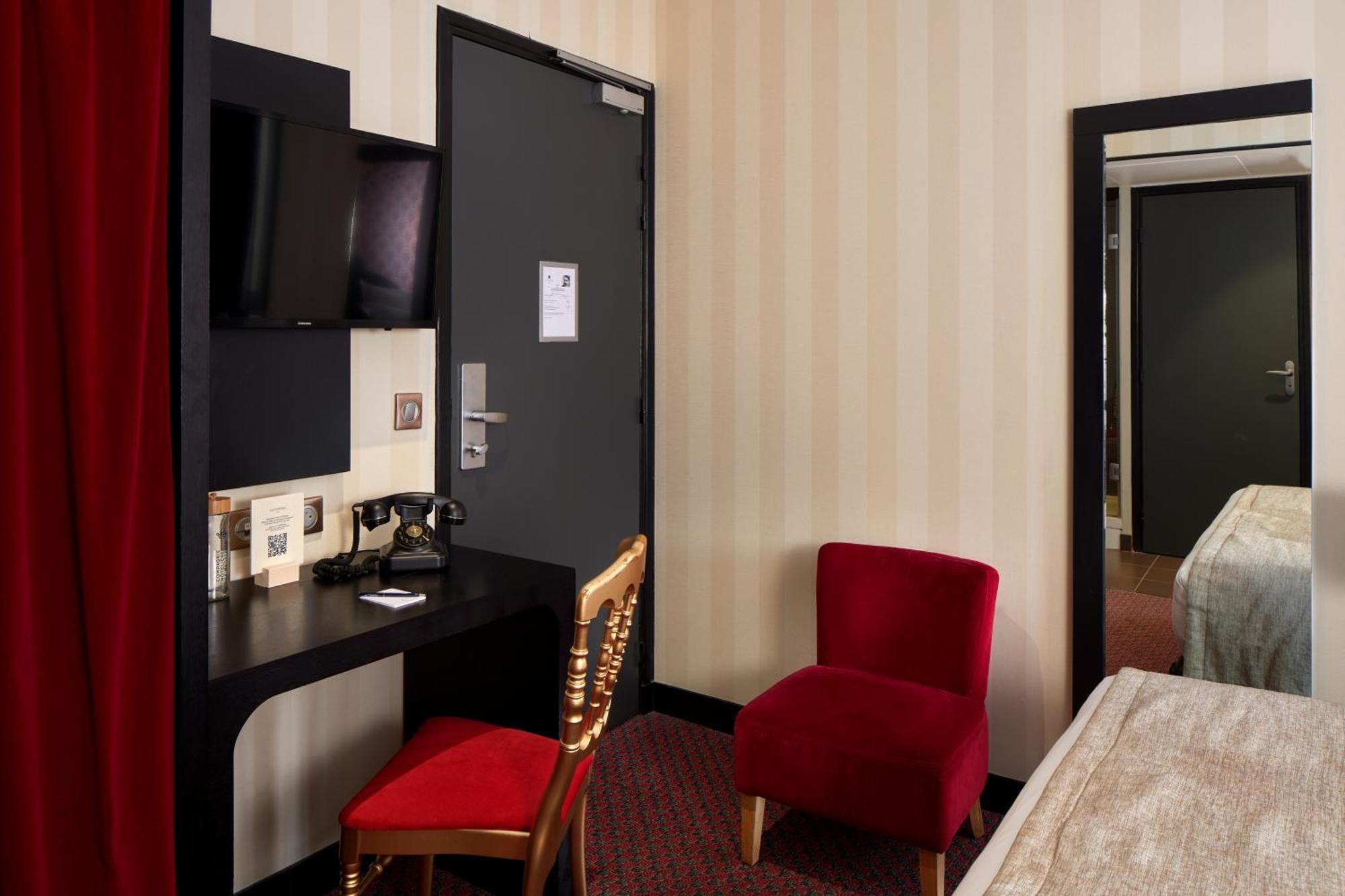 Classic Double Room,1541669989:JPEG