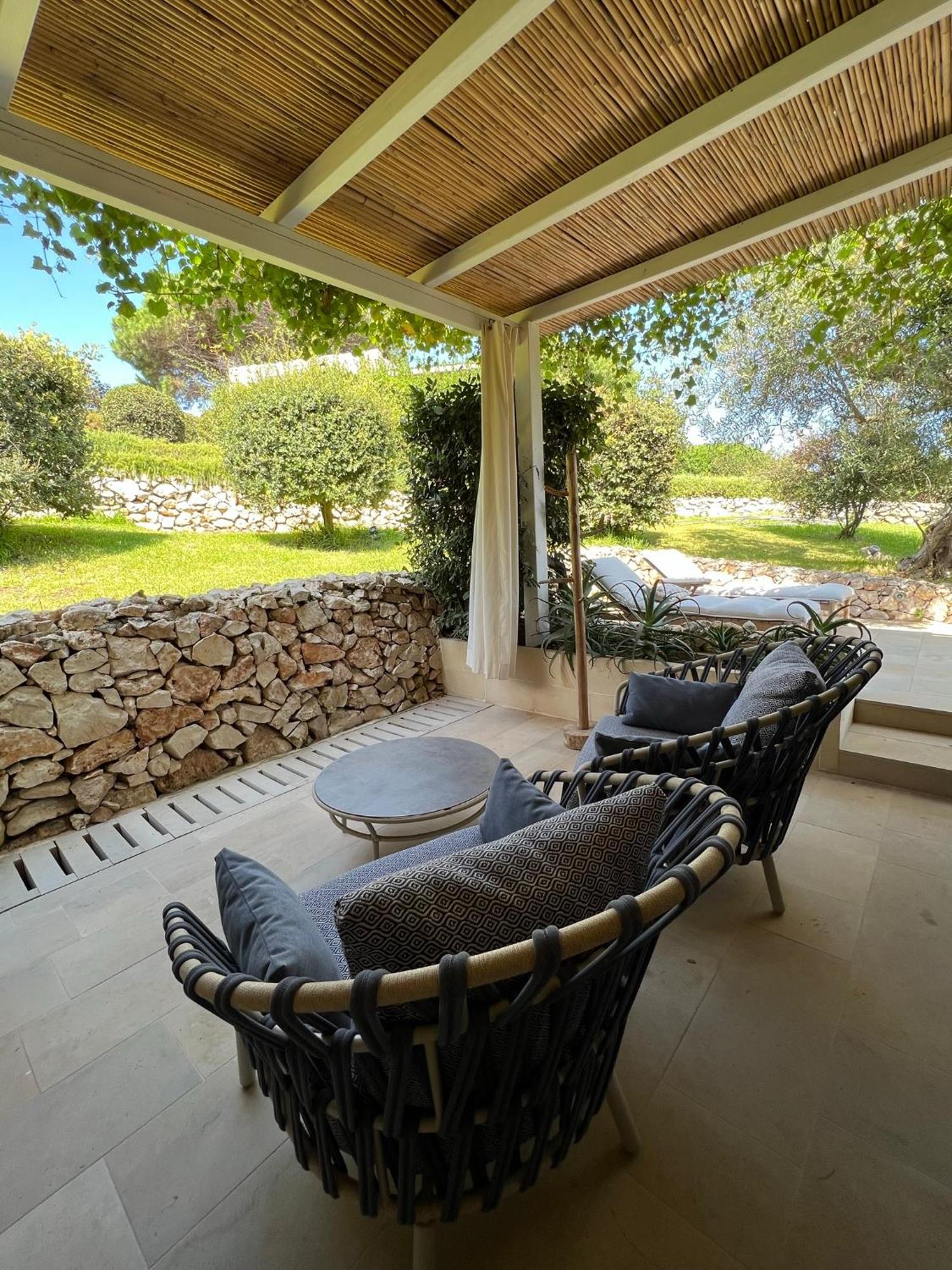 Double or Twin Room Garden View