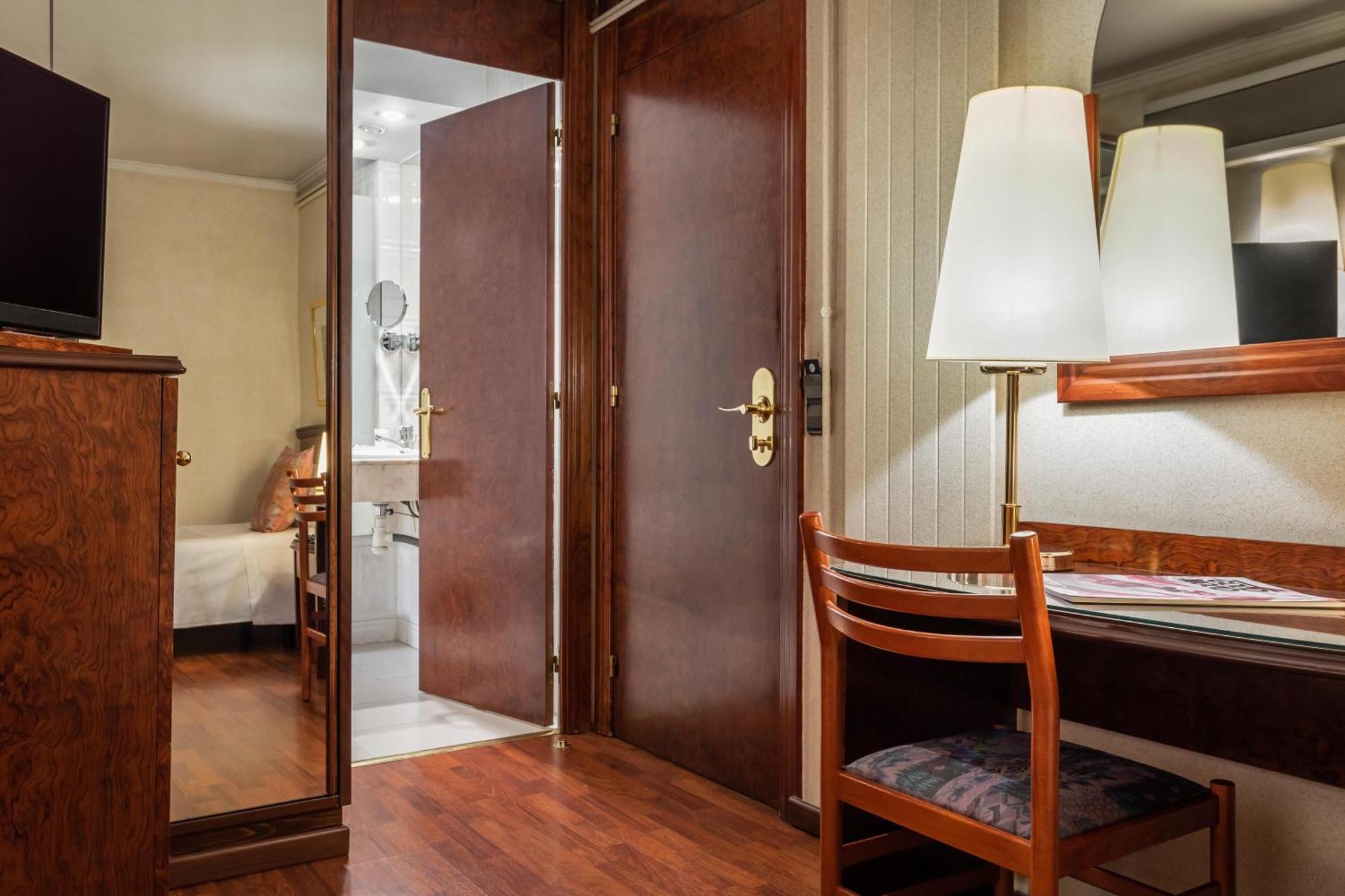 Single Room