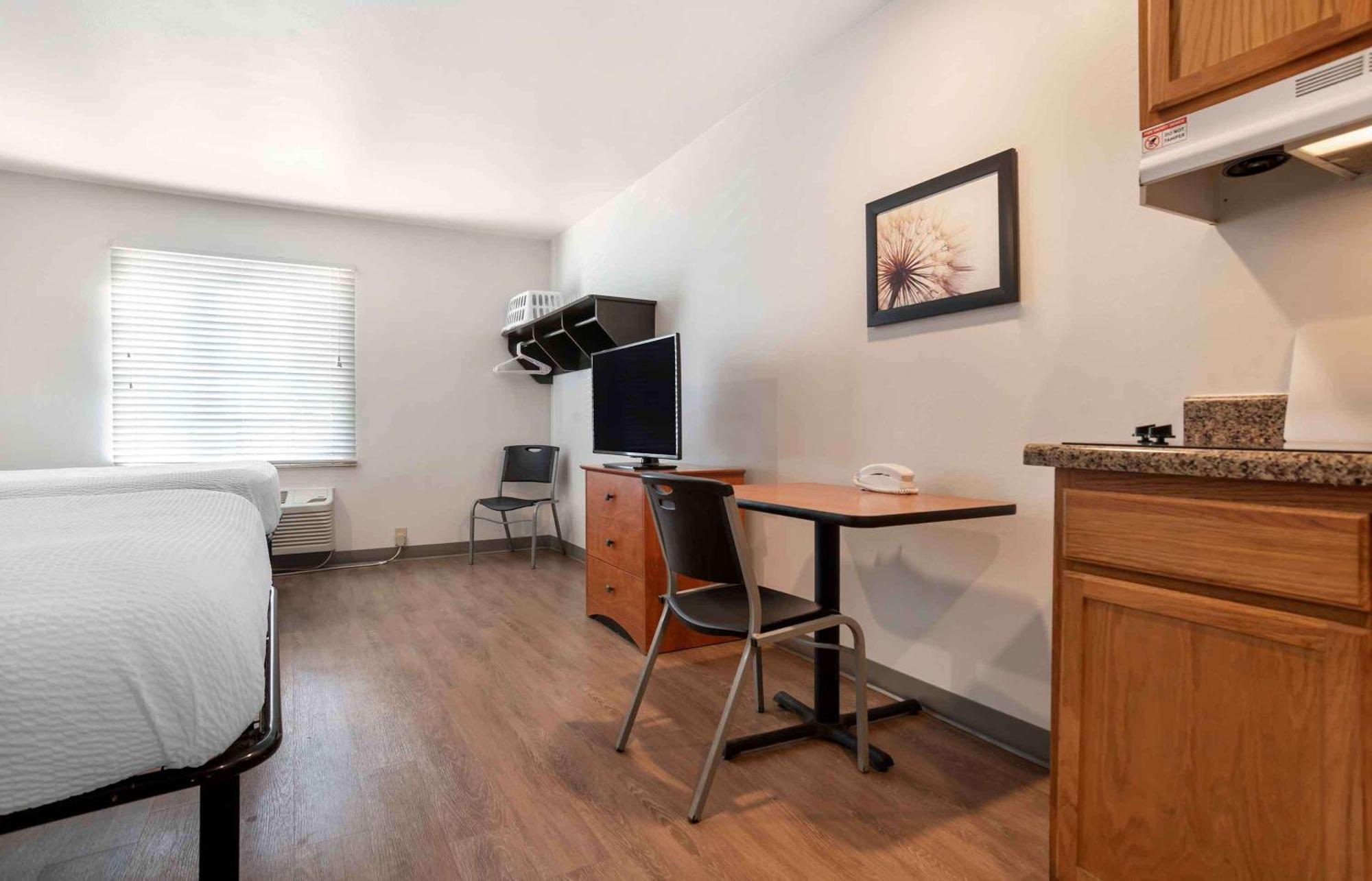 Double Room Two Double Beds Non-Smoking
