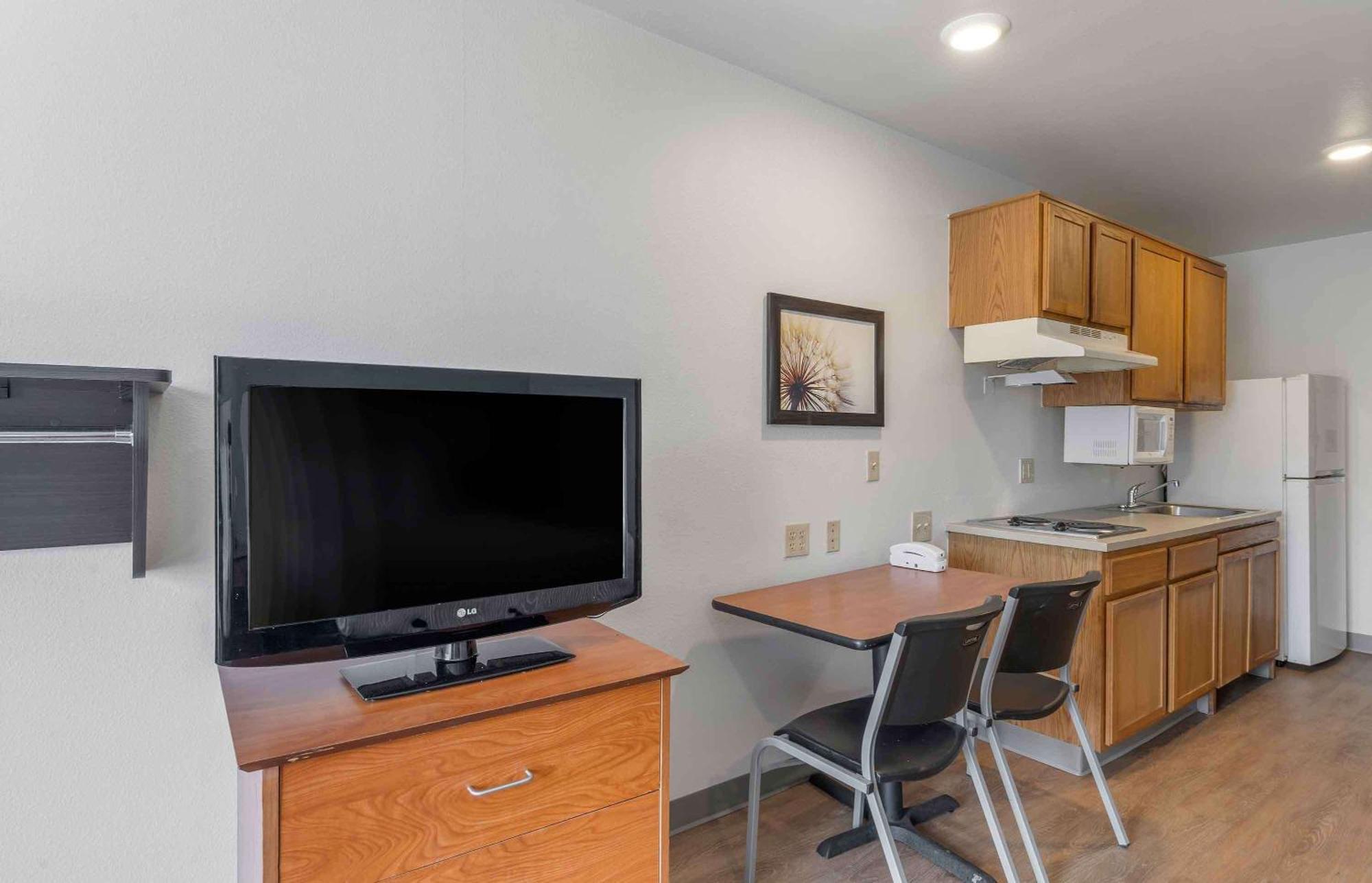 Double Room Two Double Beds Disability Access or Non-Smoking
