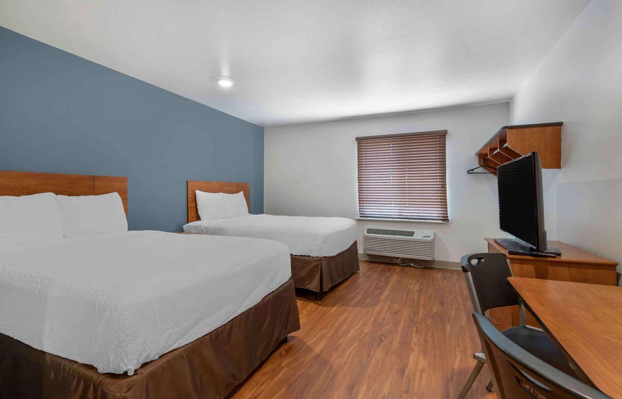 Double Room with Two Double Beds - Non-Smoking