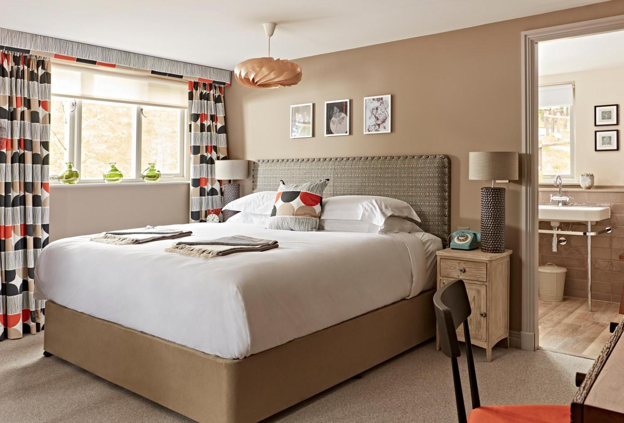 Superior King Room