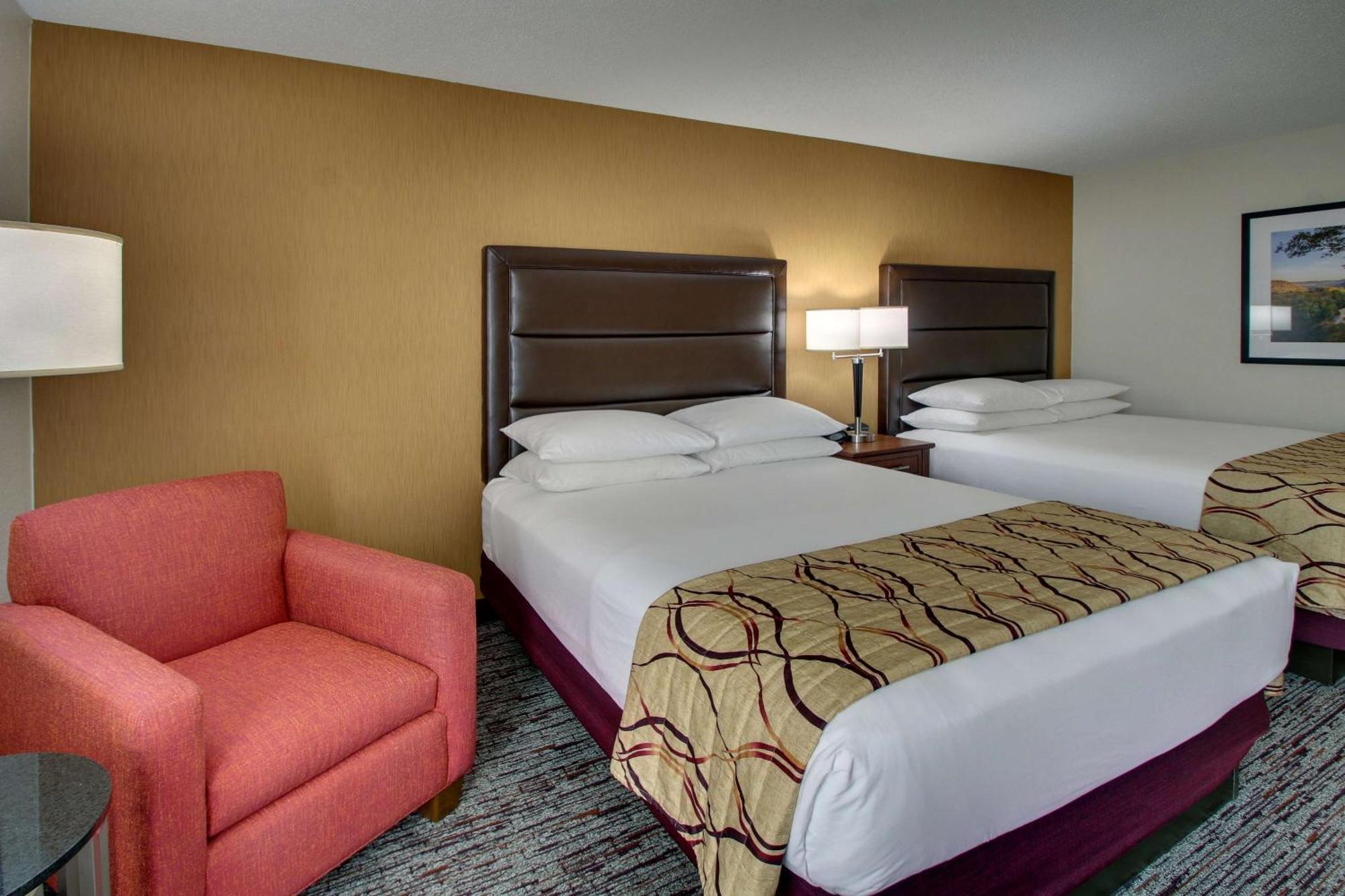 Queen Room Two Queen Beds