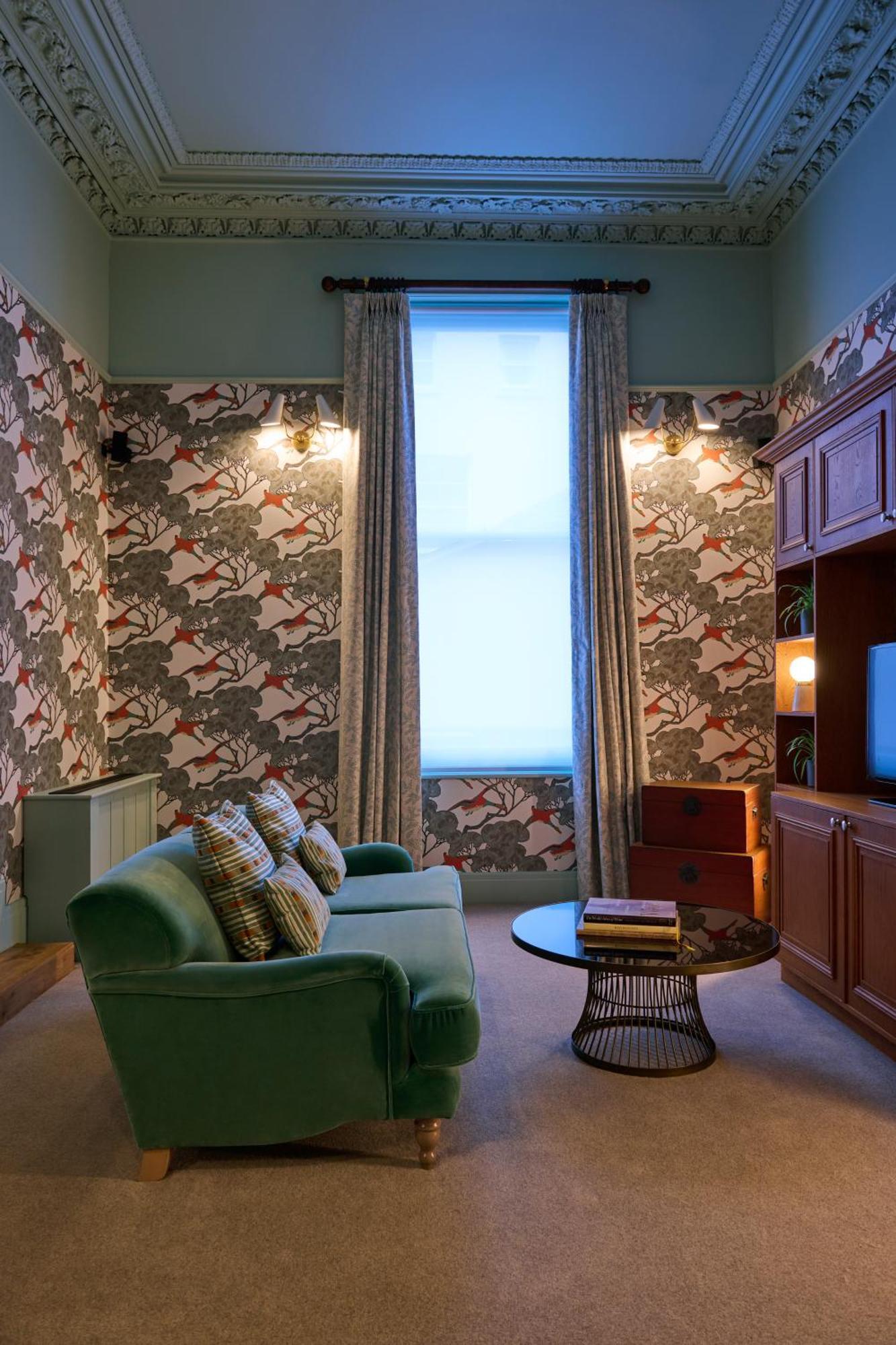 Signature Suite