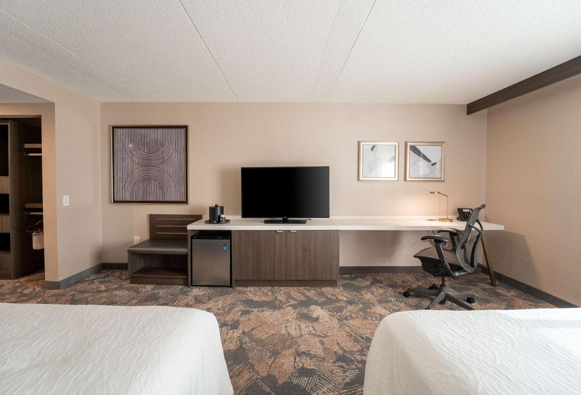 Queen Room Two Queen Beds Disability Access