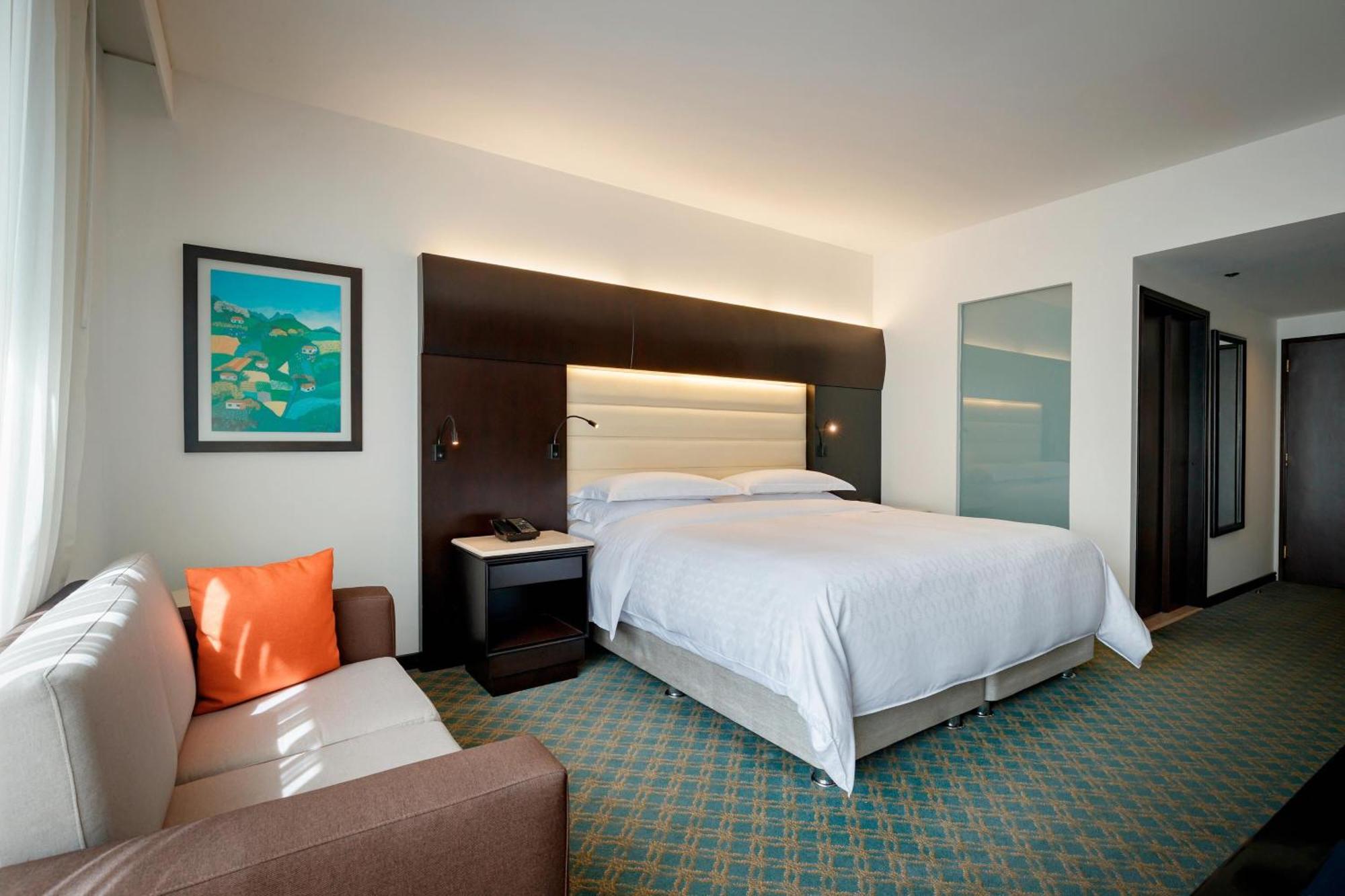 Queen Room