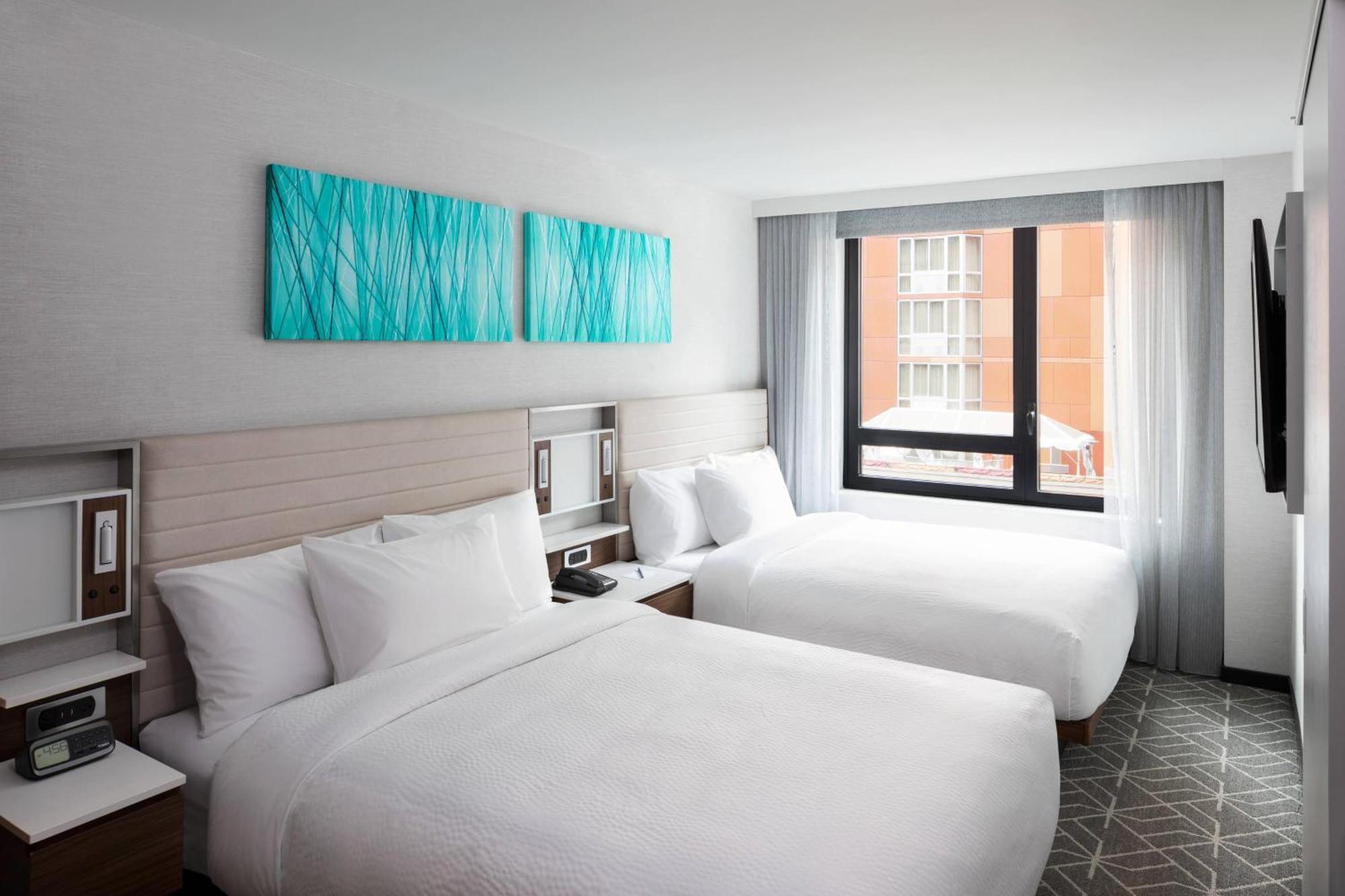 Queen Room Two Queen Beds