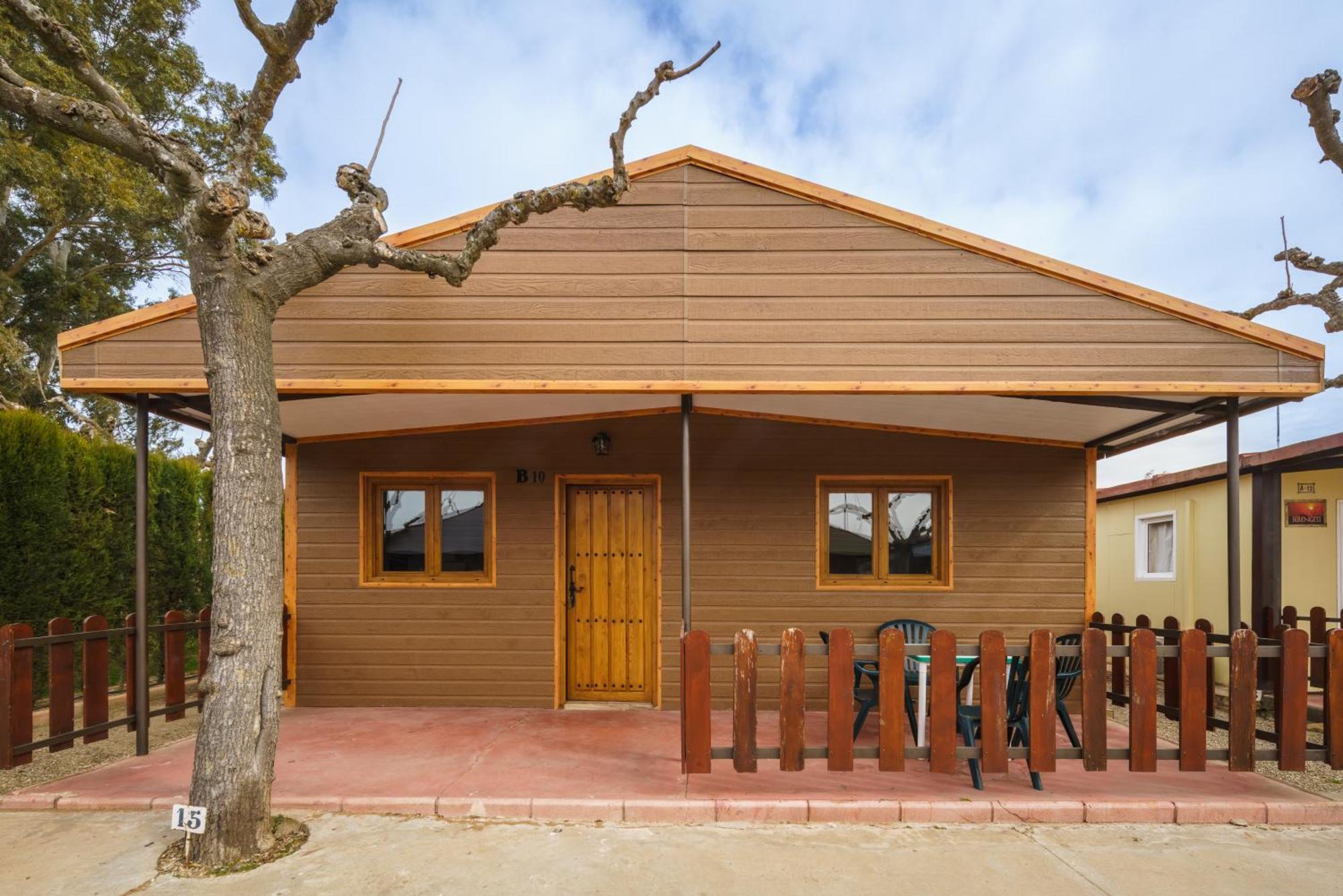 Deluxe Wooden Cabin