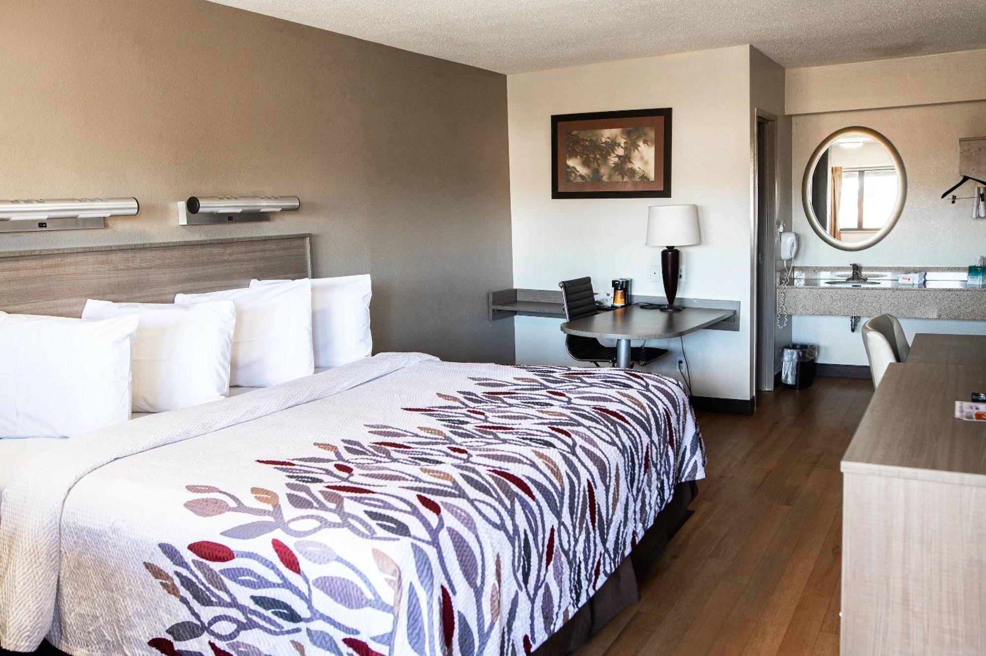 Superior King Room Smoke Free