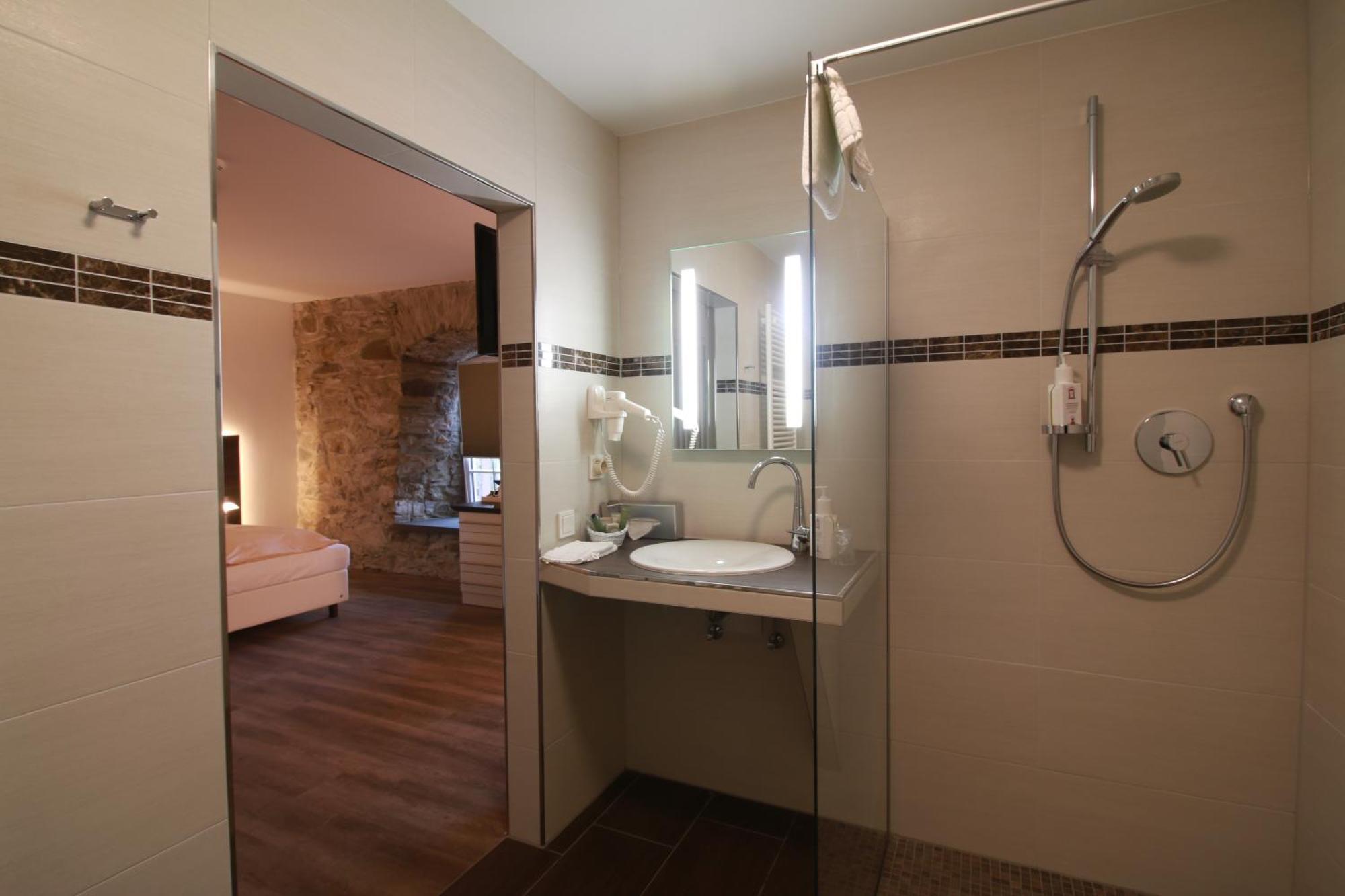 Doppelzimmer Heuscheuer,1544560939:JPEG
