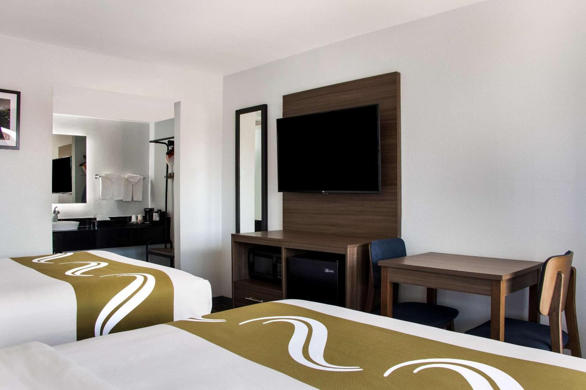 Queen Room Two Queen Beds Disability Access or Non Smoking
