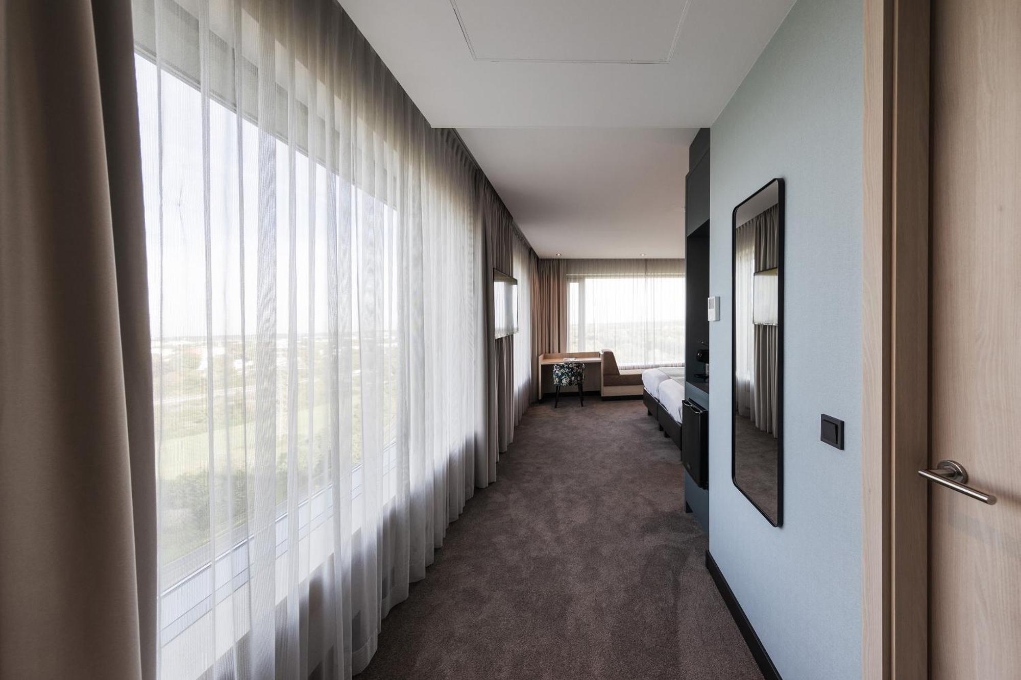 Comfort Room Panoramic View