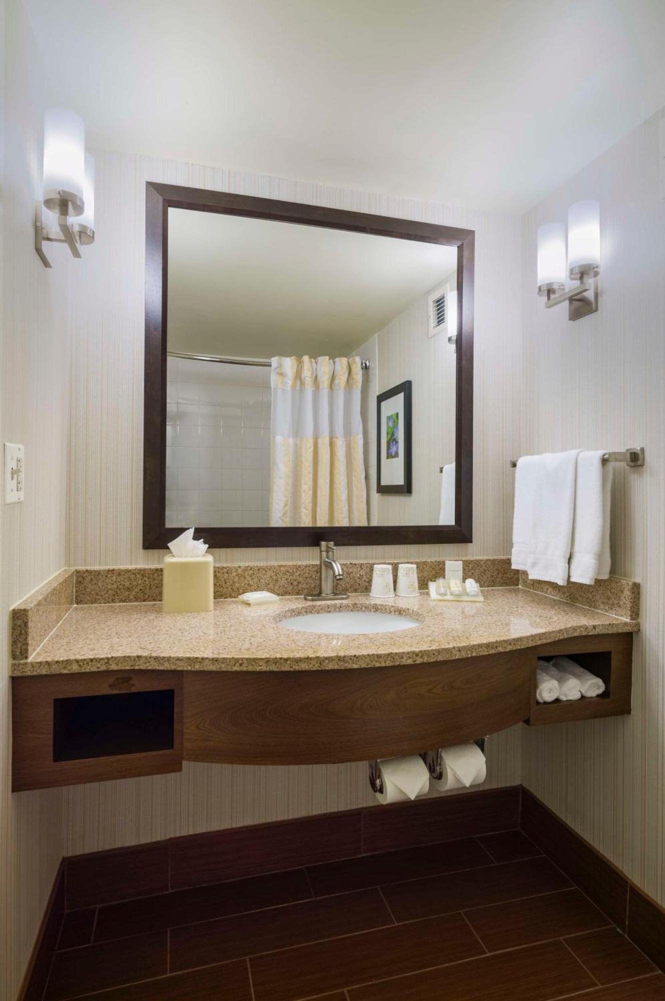 Premium Queen Room with Two Queen Beds