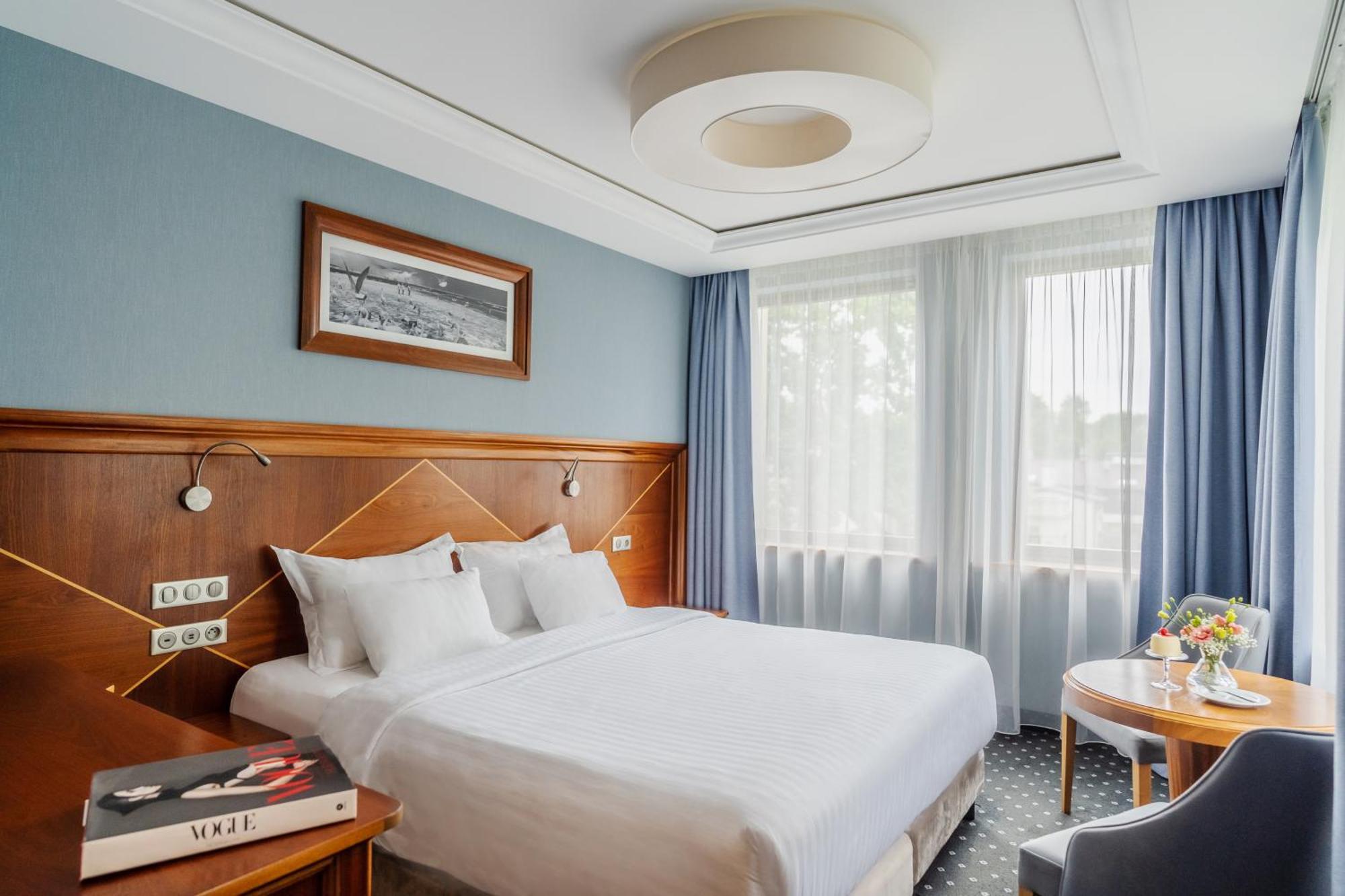 Premium Double Room,1545555724:JPEG