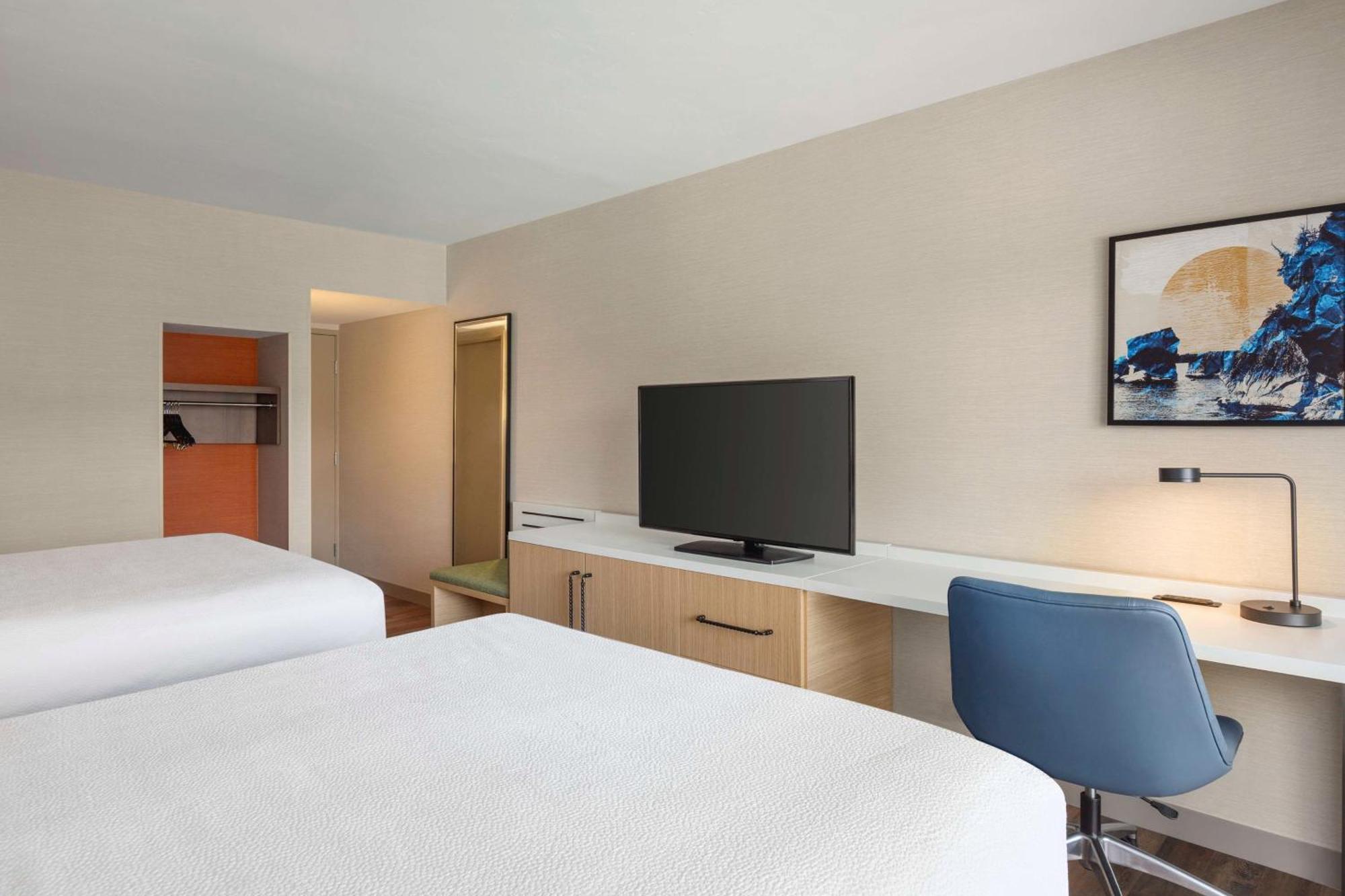 Queen Room Two Queen Beds Pool View Balcony