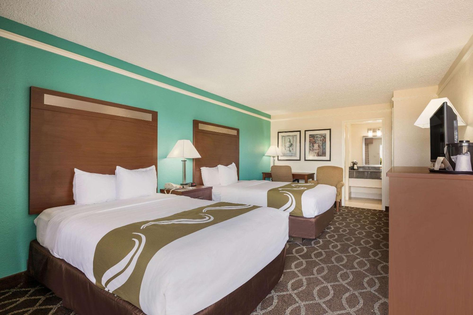Double Room Two Double Beds Non-Smoking