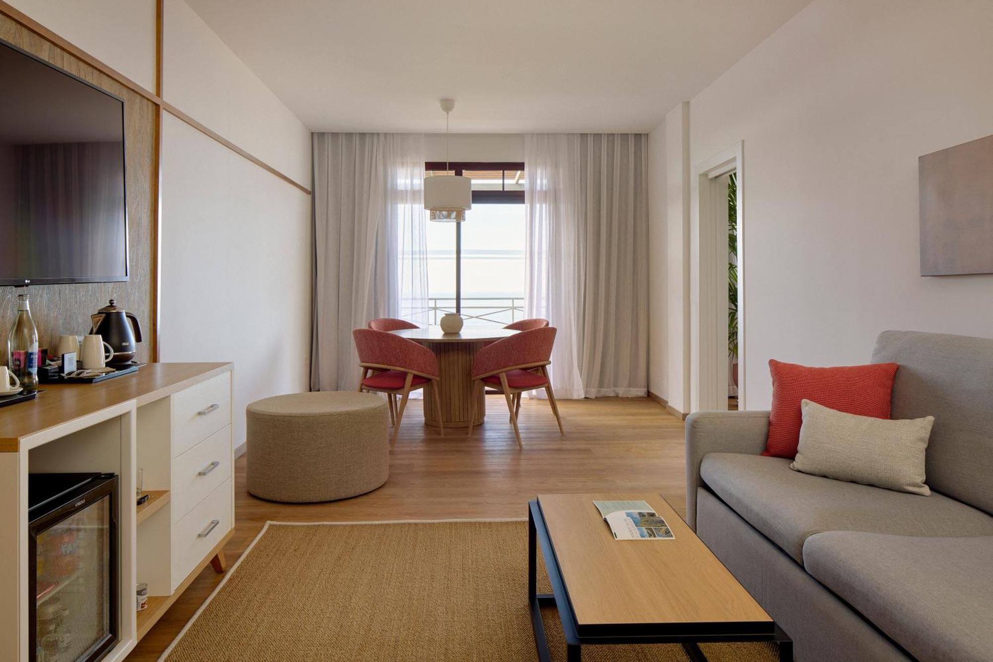 The Level Master Suite Ocean View,1765179419:JPEG