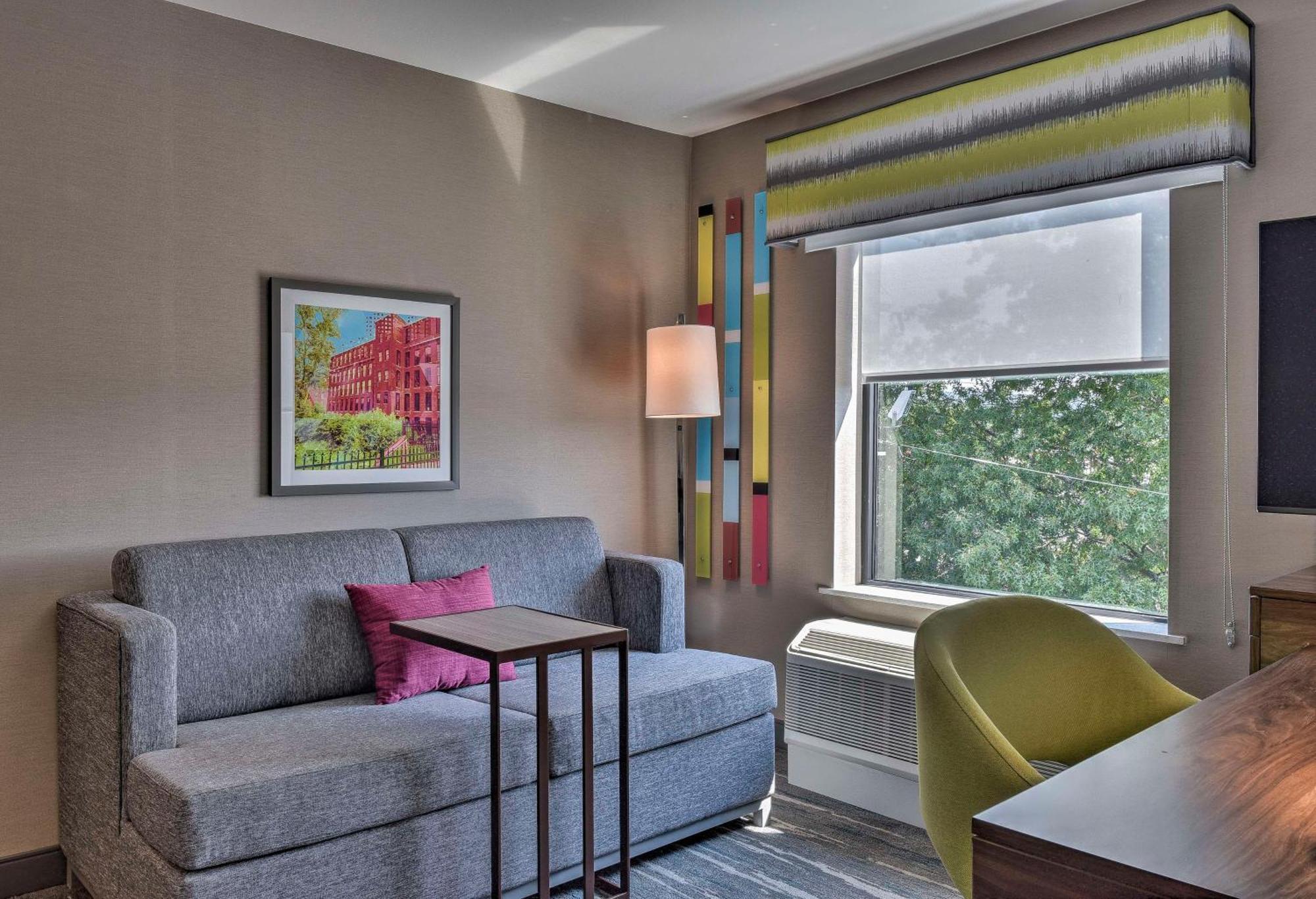King Studio Suite