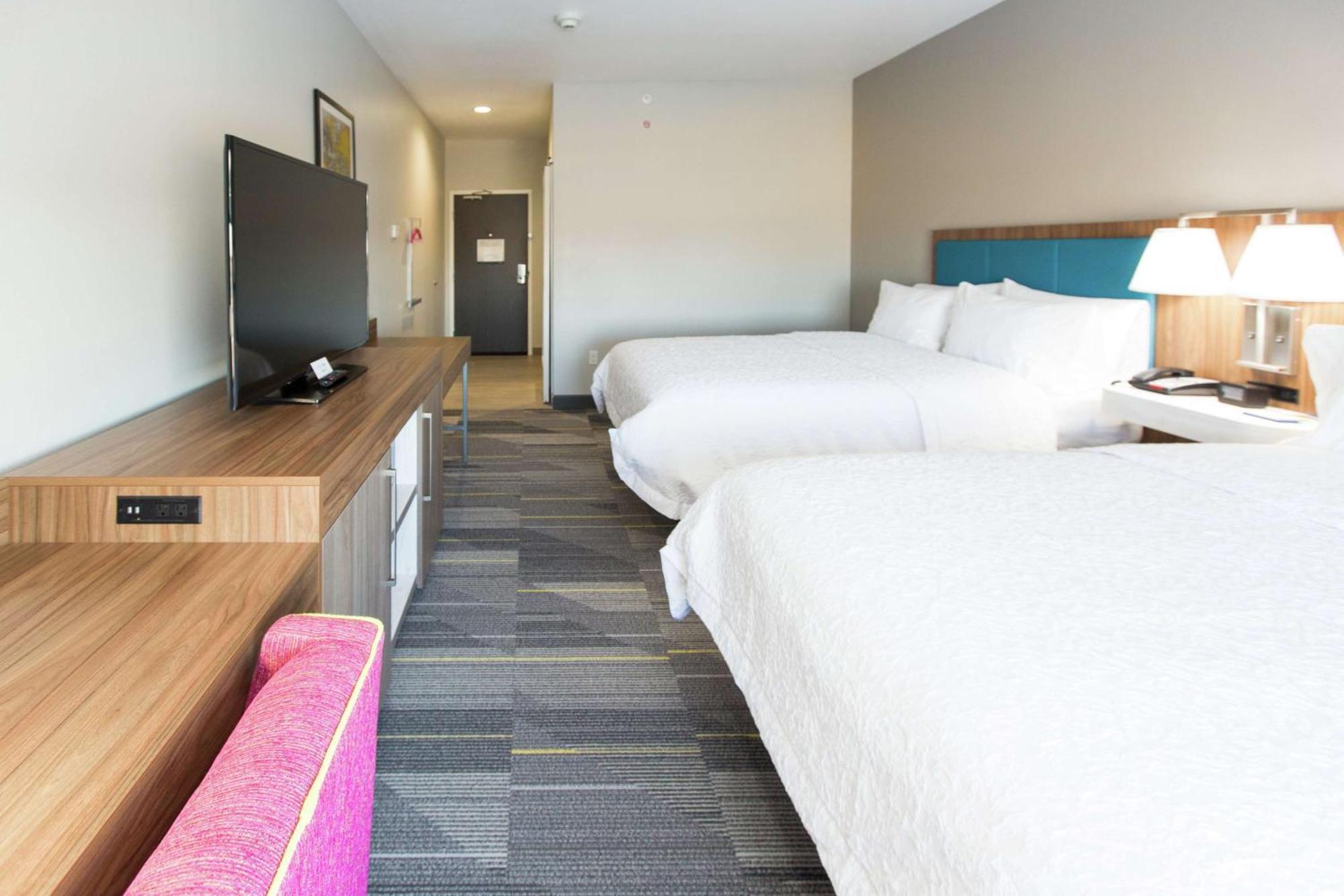 Queen Room Two Queen Beds