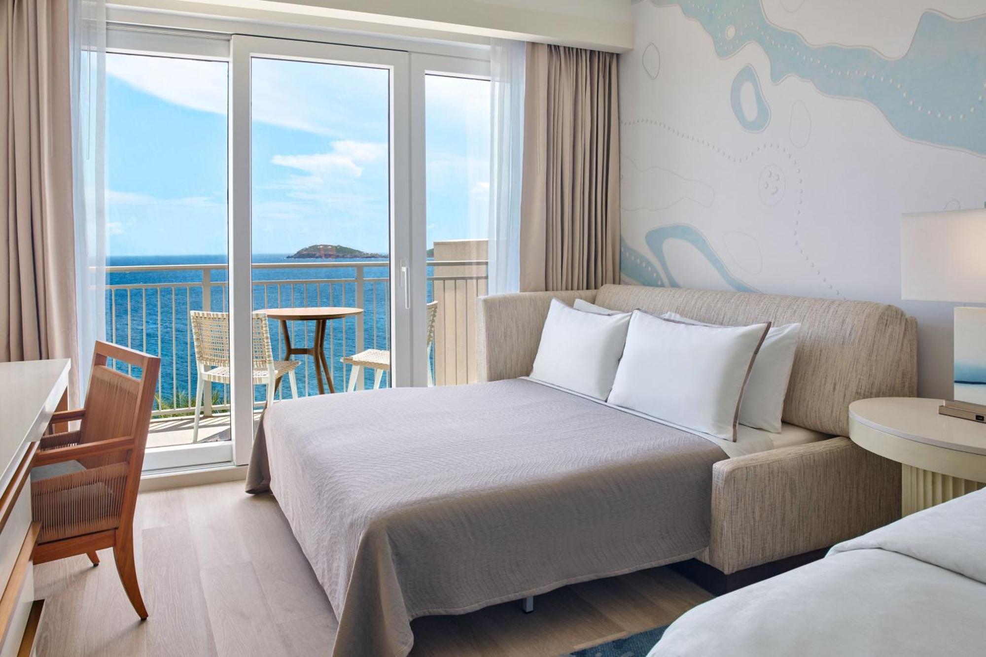 Deluxe King Room Balcony Ocean View
