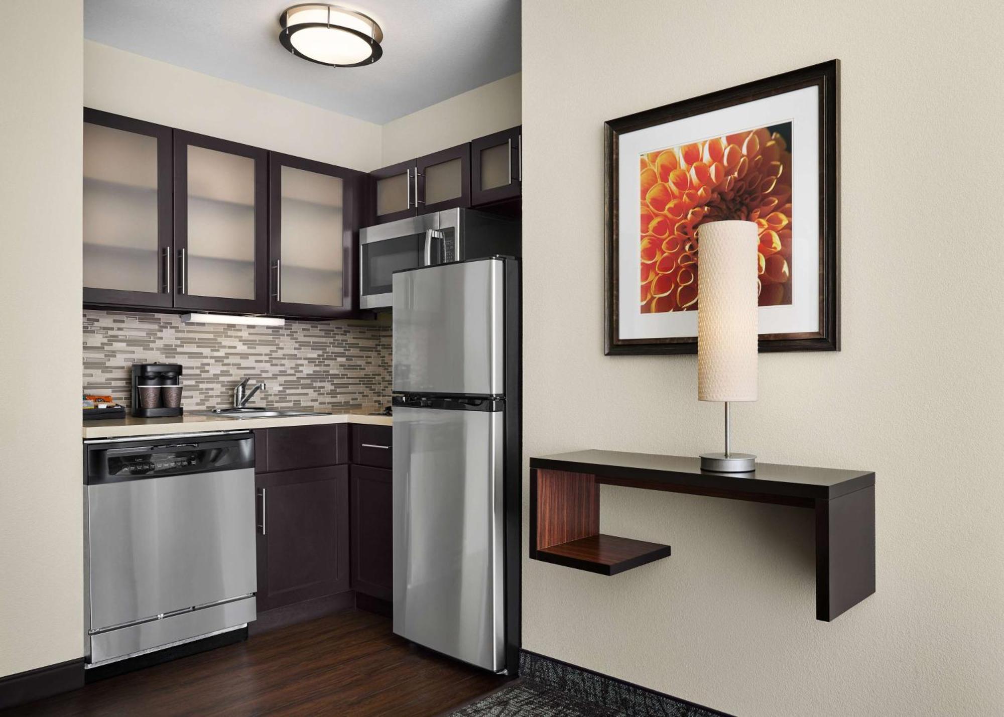 King Studio Suite