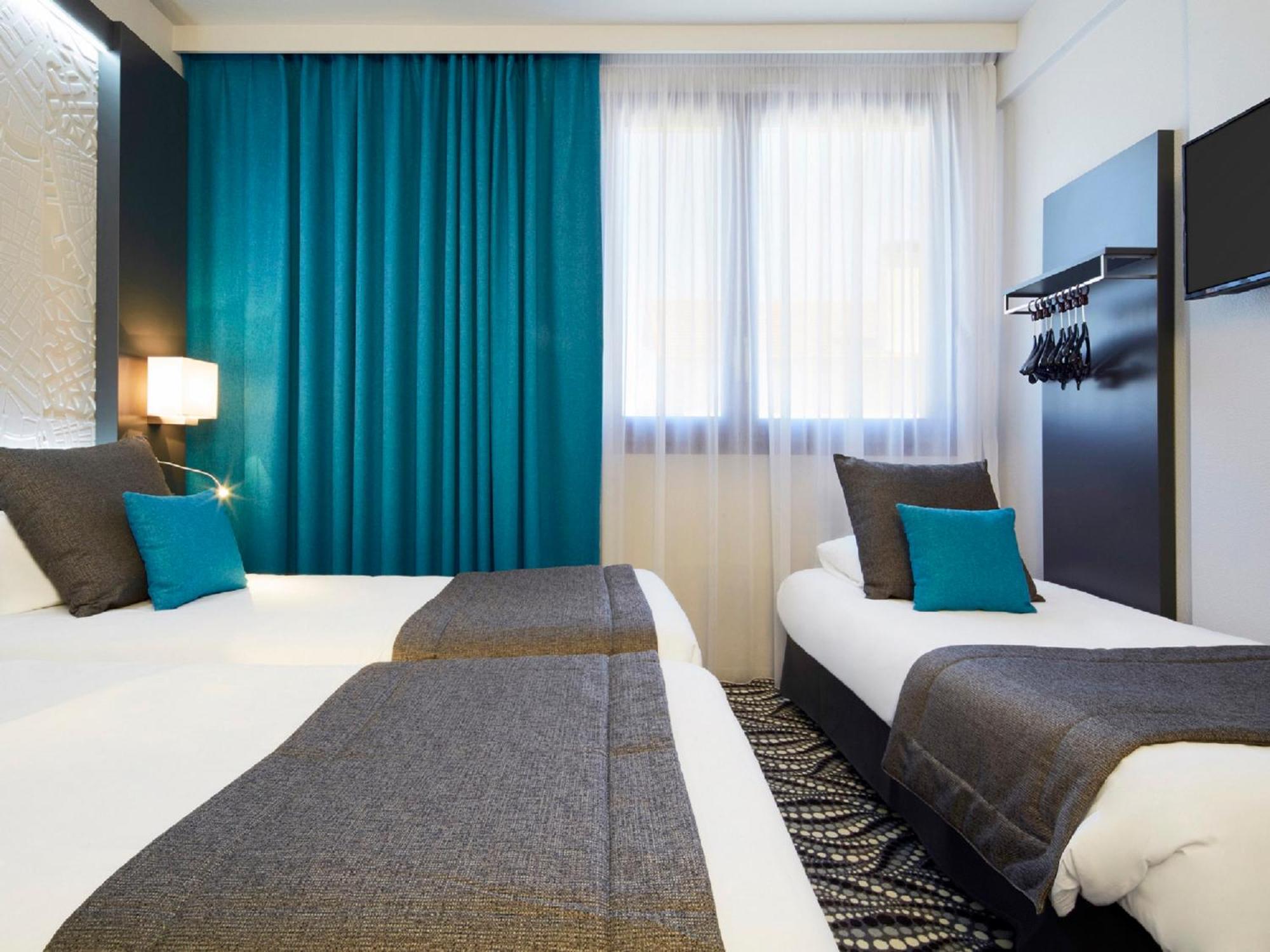 3 Single Beds