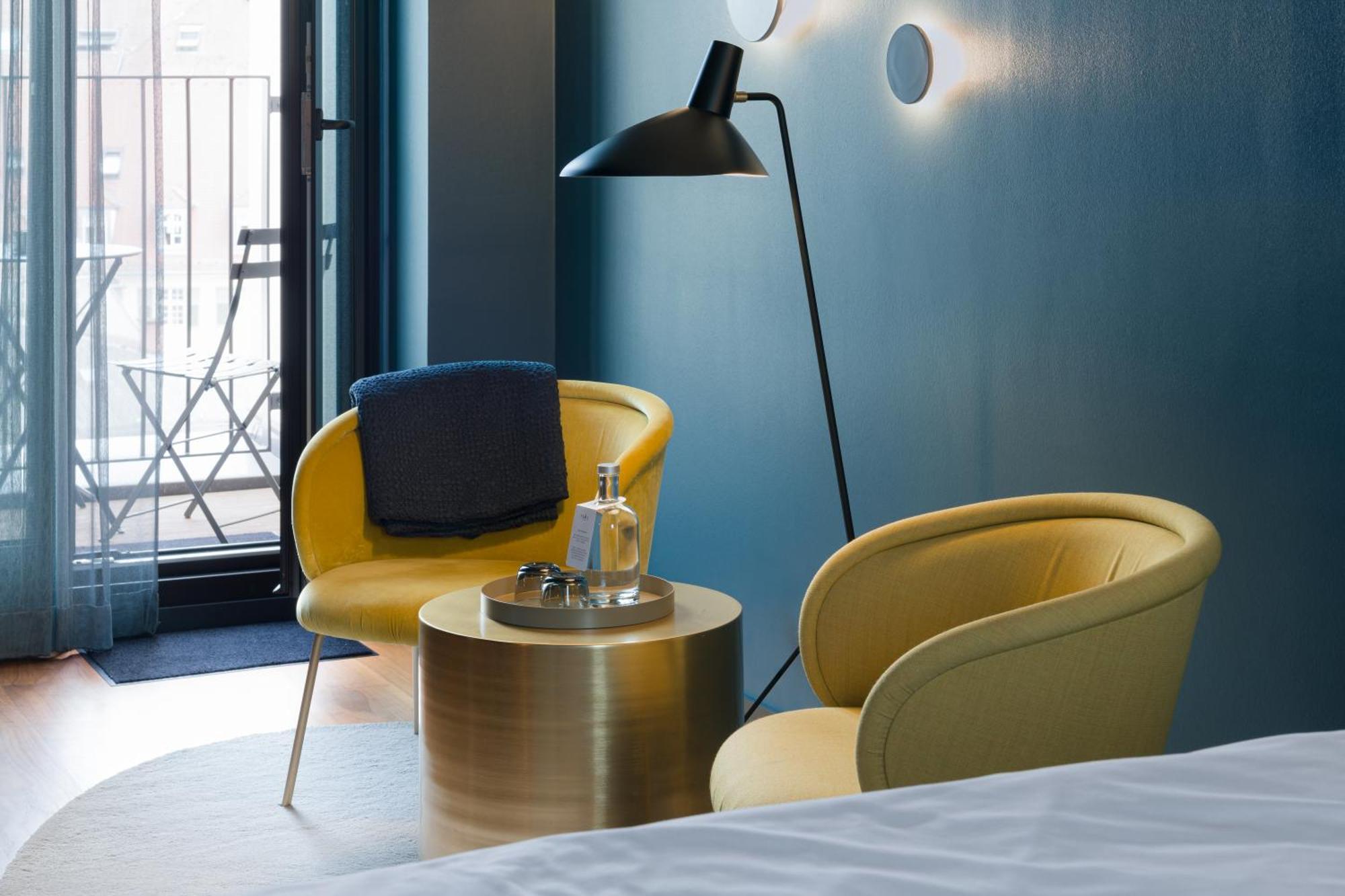 Emi Suite