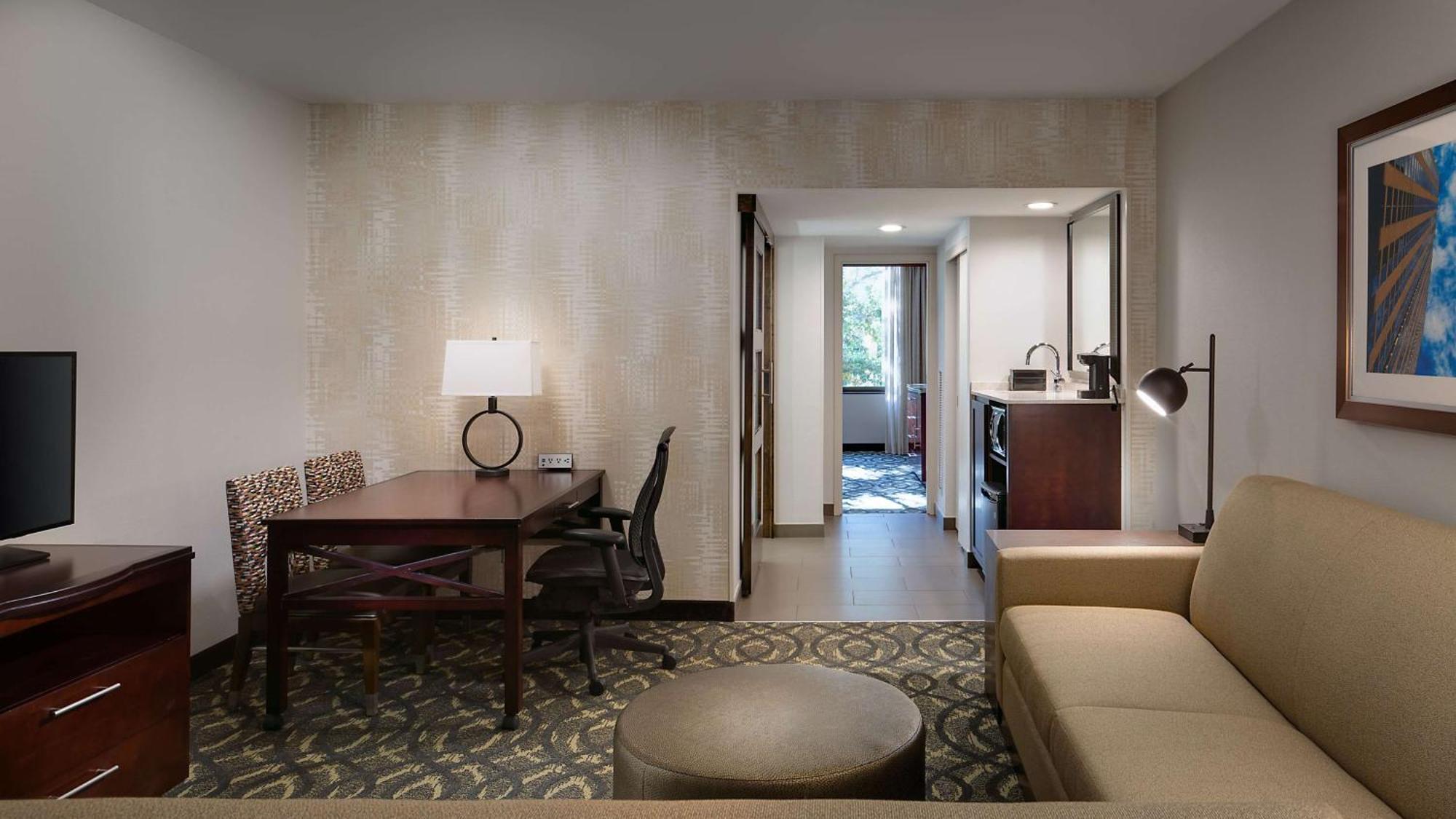 King Suite Non-Smoking