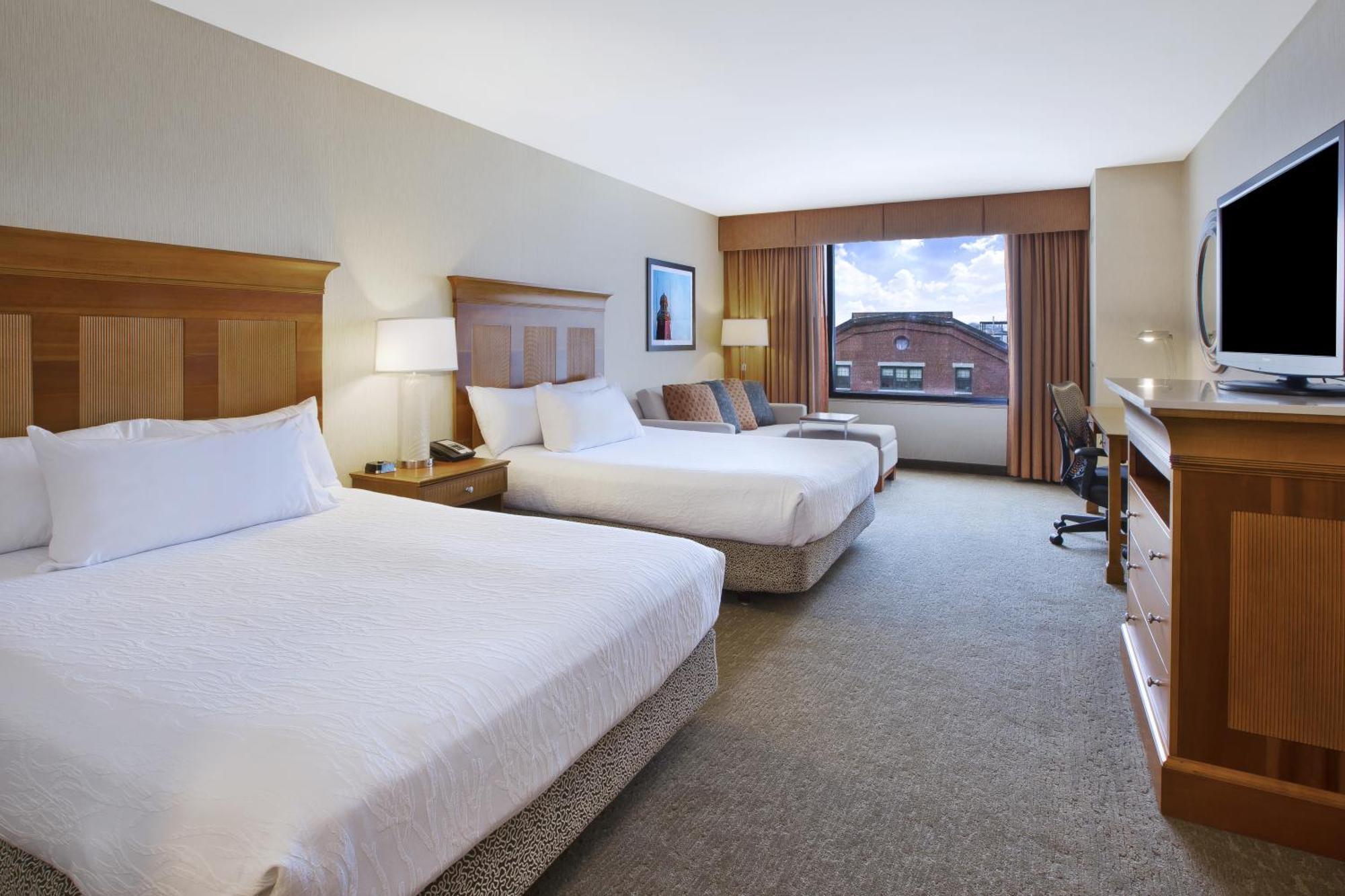 Queen Room Two Queen Beds City View