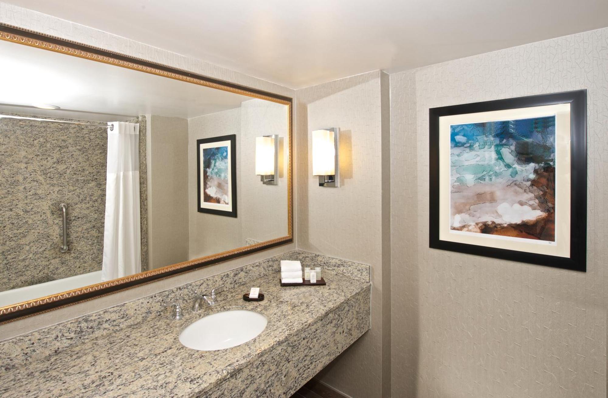 King Suite with Balcony - Non-Smoking,1758304989:JPEG