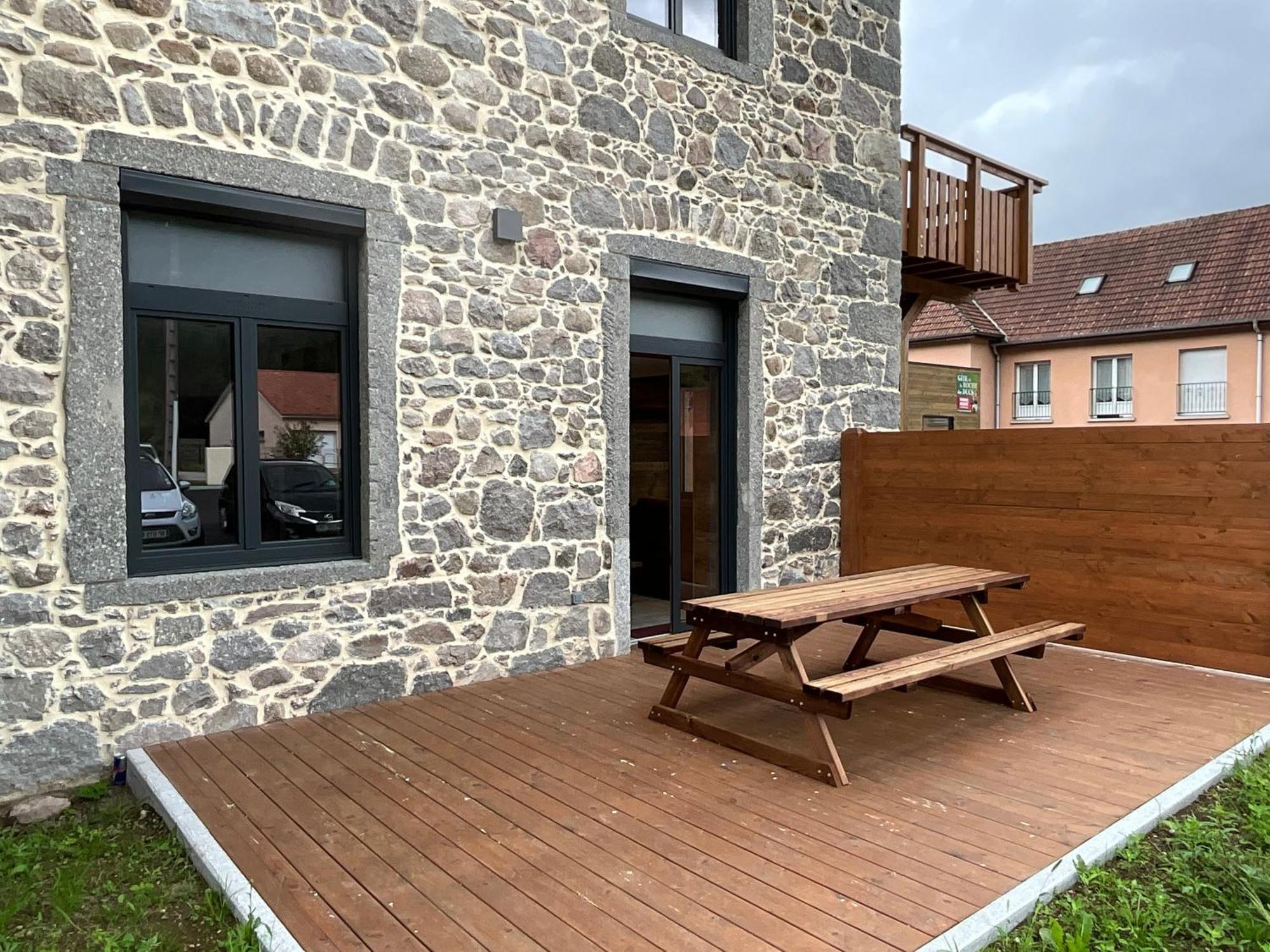 Apartment Terrace,1548687769:JPEG