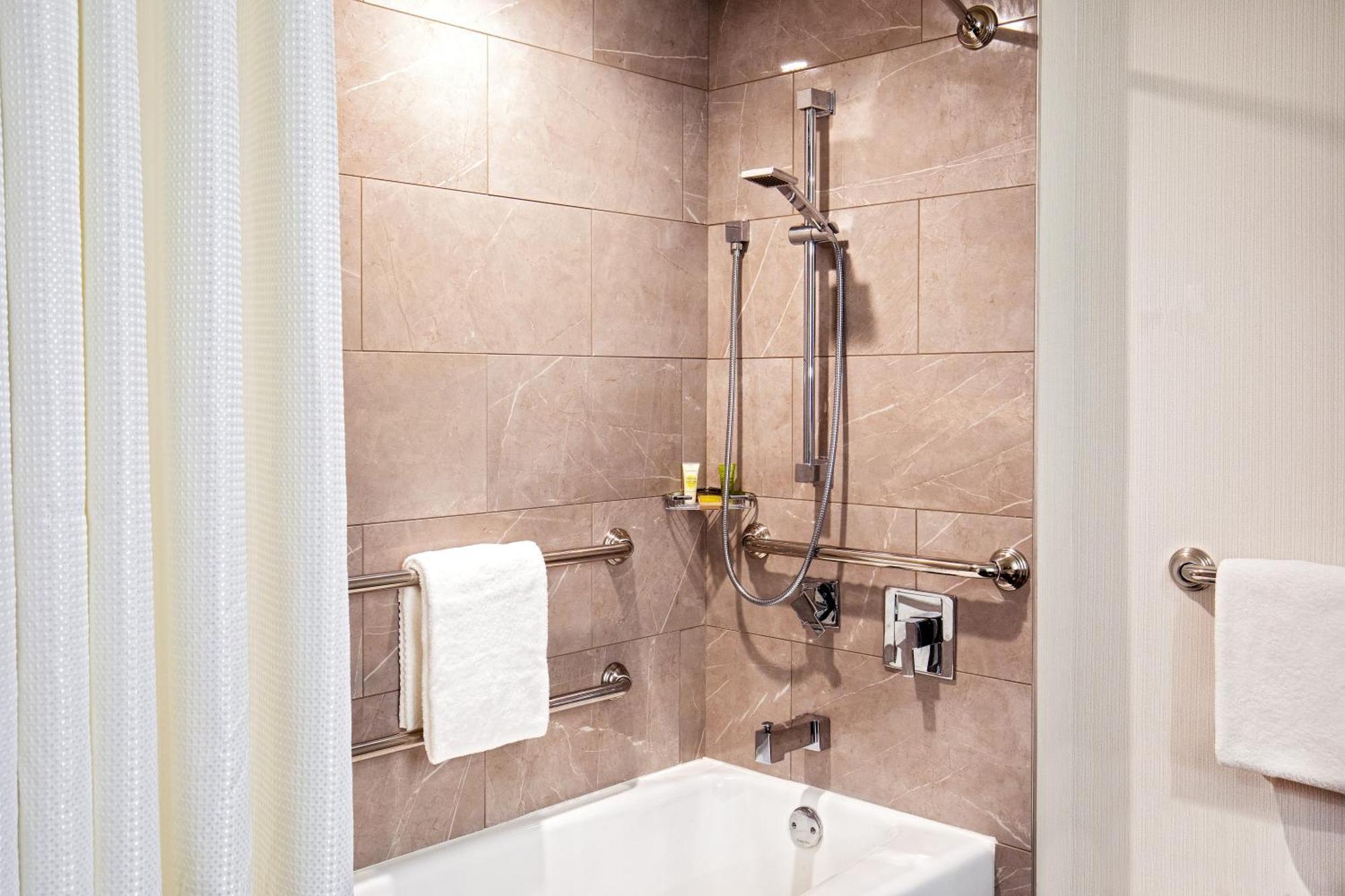 Queen Room Two Queen Beds Bath Tub Mobility or Hearing Accessible