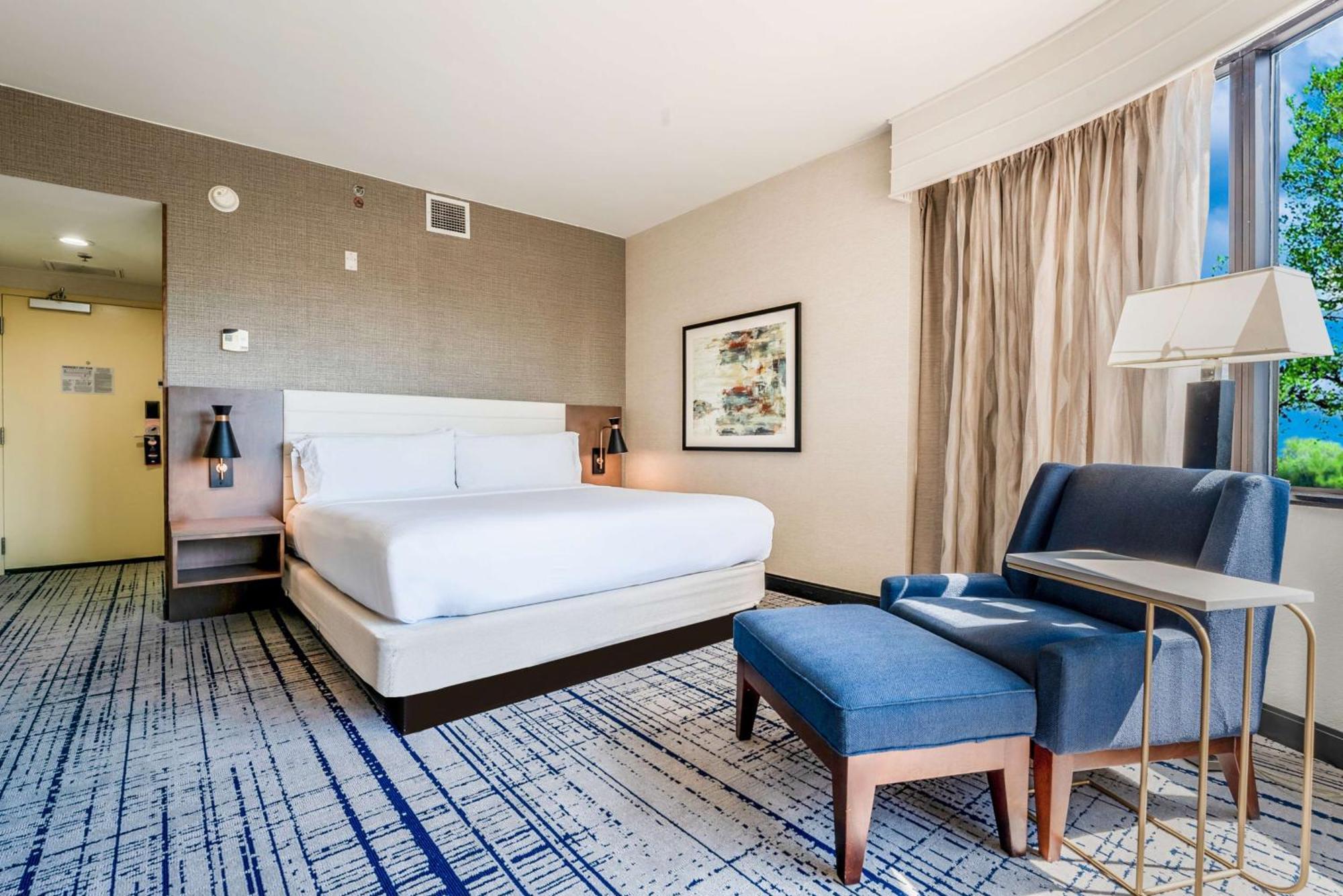 Corner King Room Panoramic View