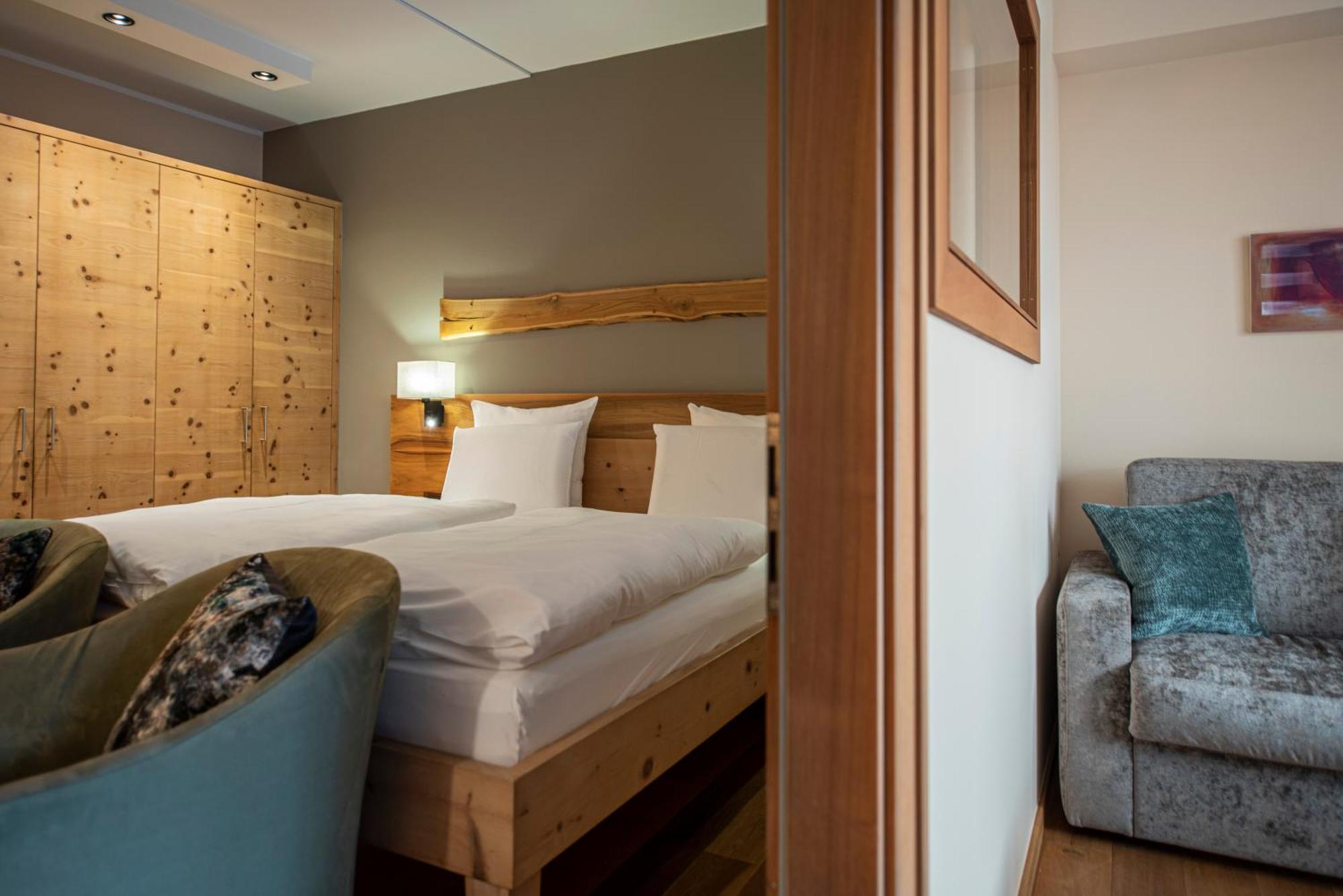 Junior Suite Mountain View